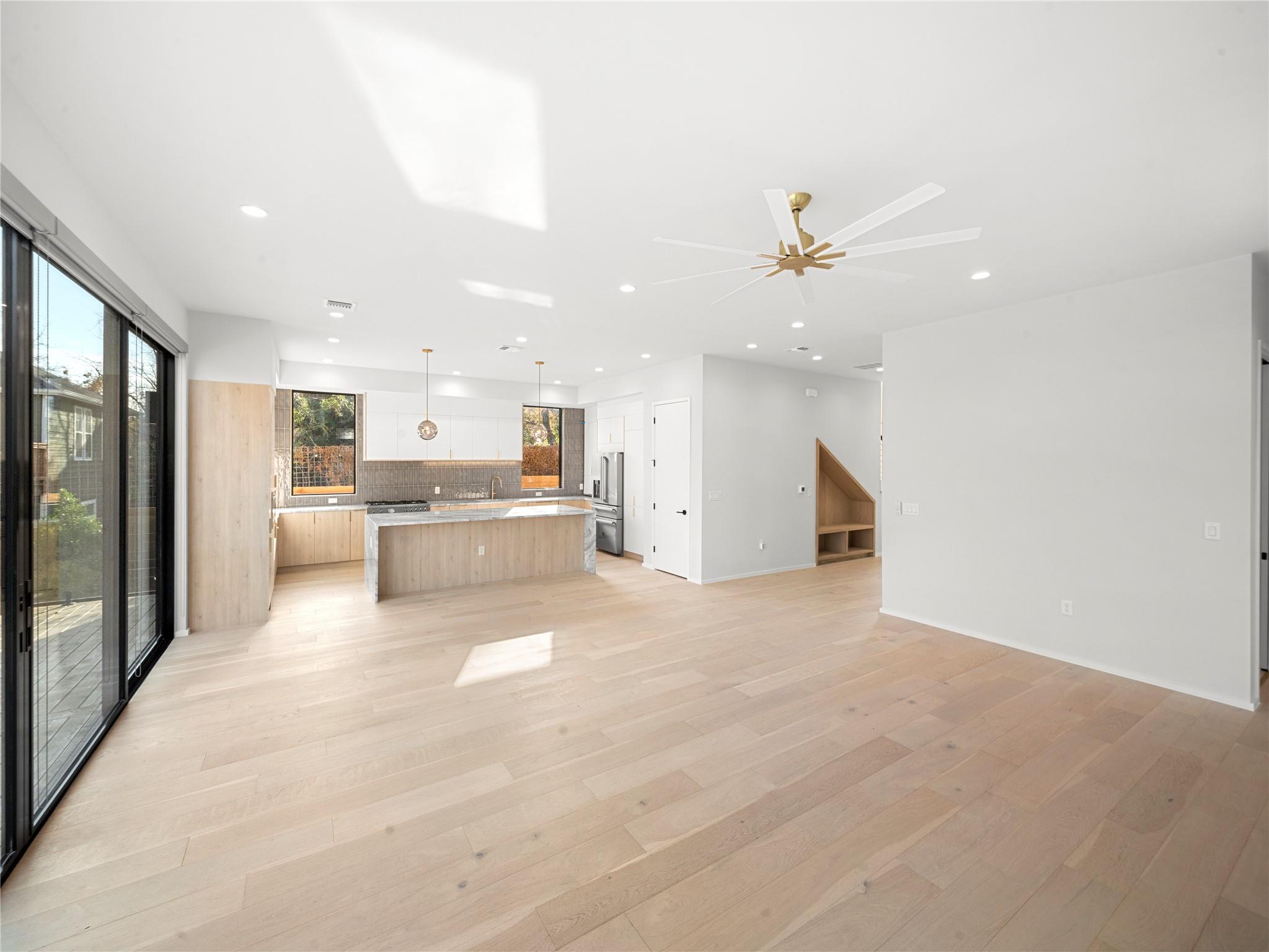 2107 Brackenridge St # B, Austin, TX 78704