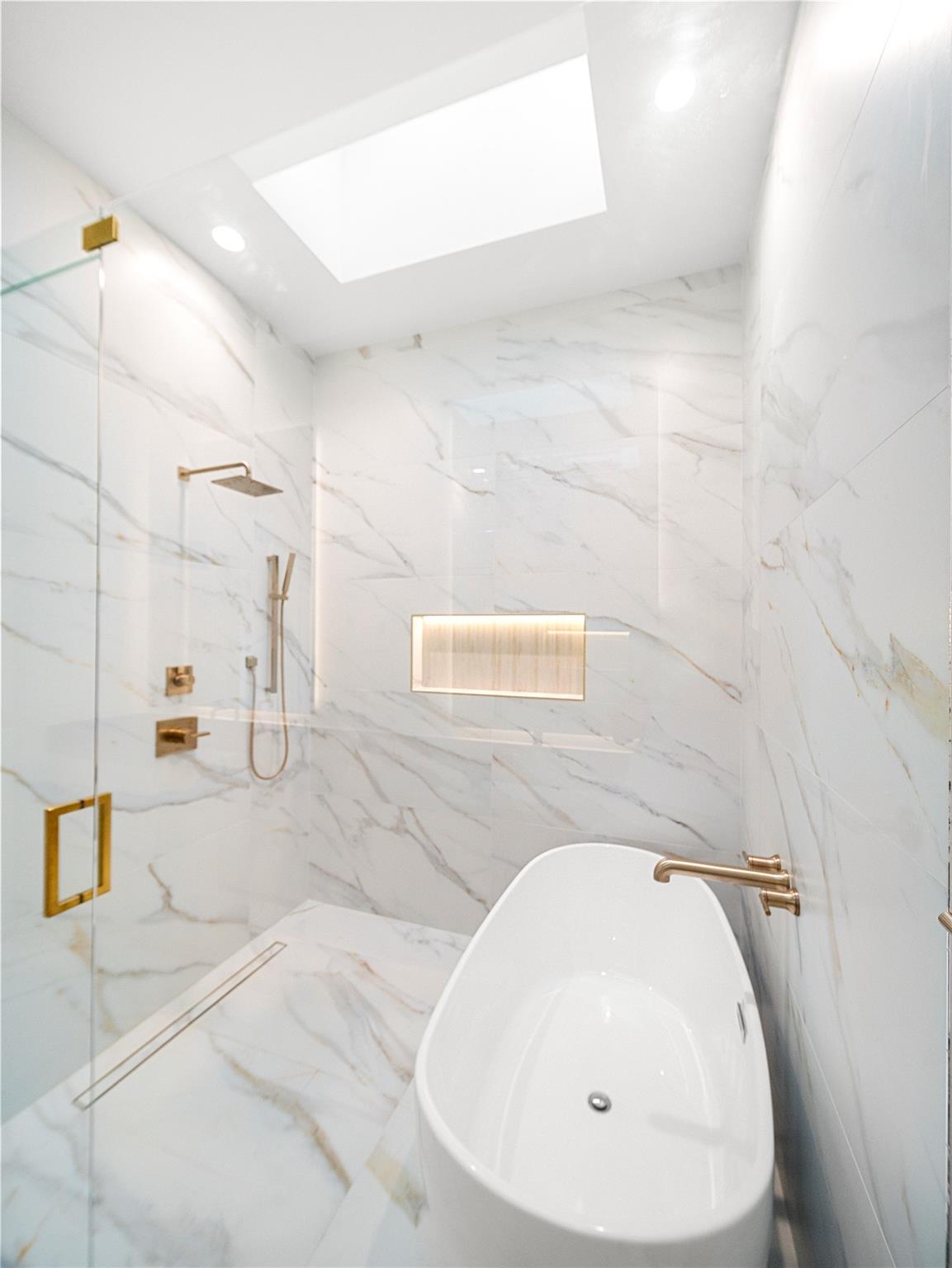 2107 Brackenridge St # B, Austin, TX 78704