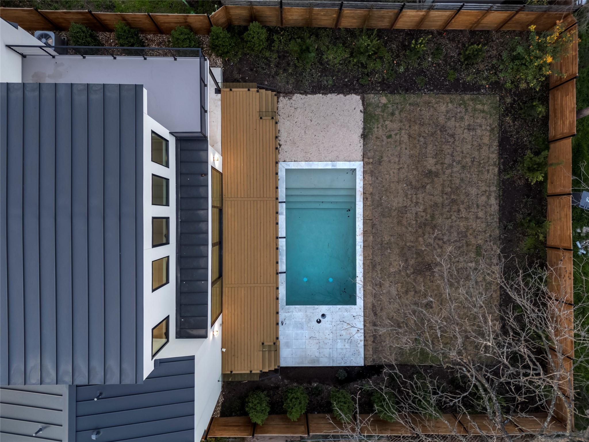 2107 Brackenridge St # B, Austin, TX 78704