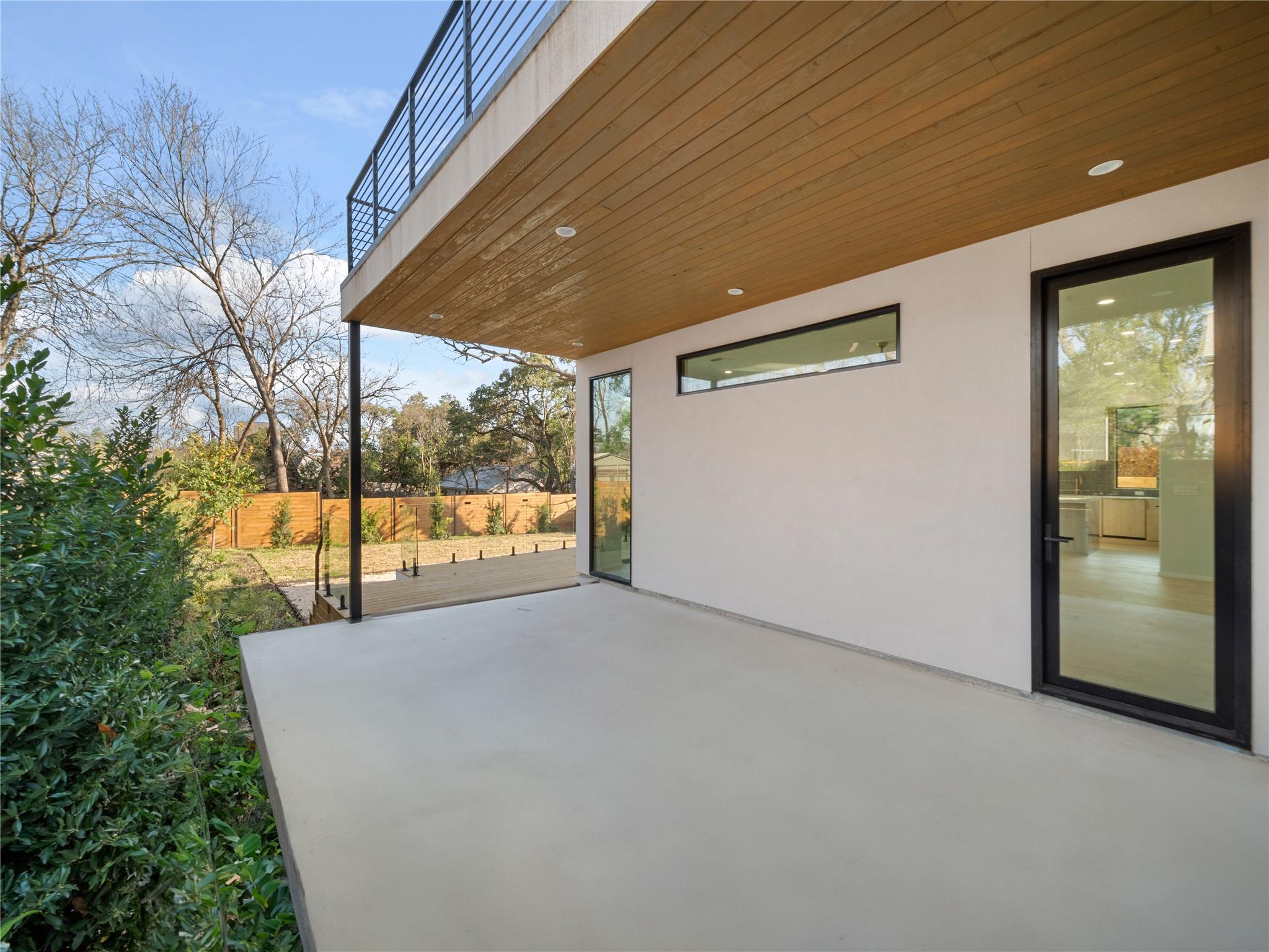 2107 Brackenridge St # B, Austin, TX 78704