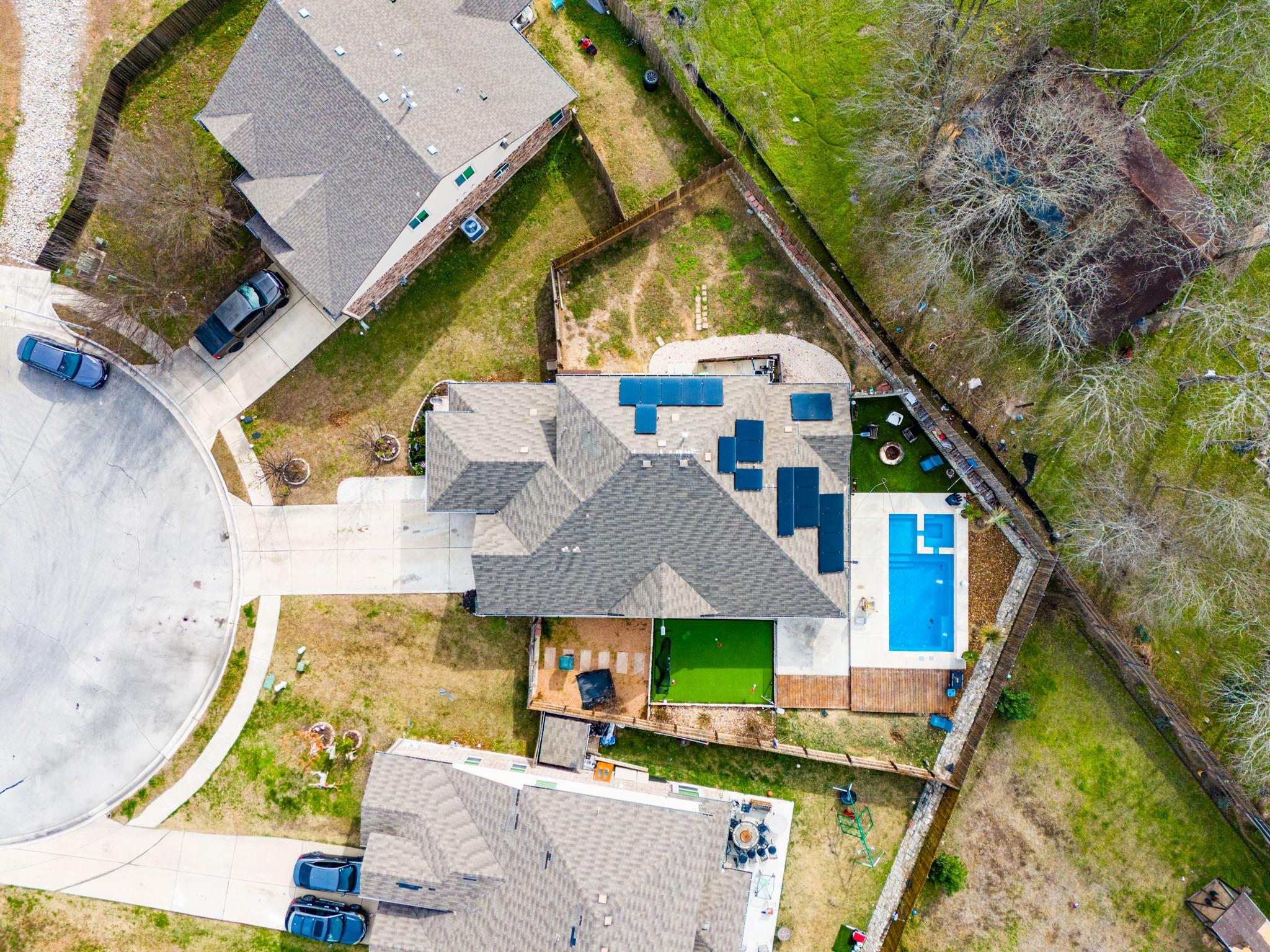 111 Bobolink Cv, Kyle, TX 78640