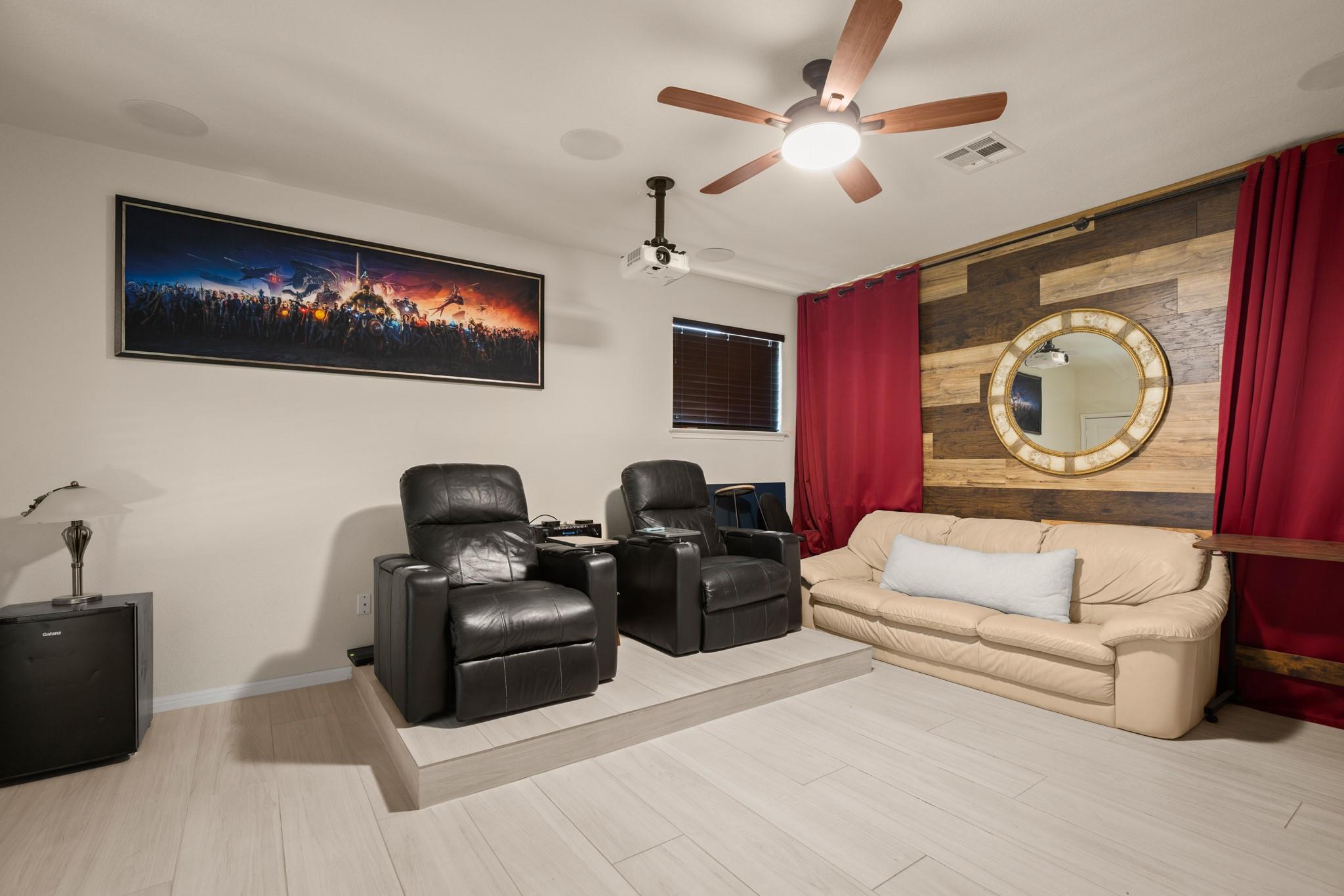 111 Bobolink Cv, Kyle, TX 78640