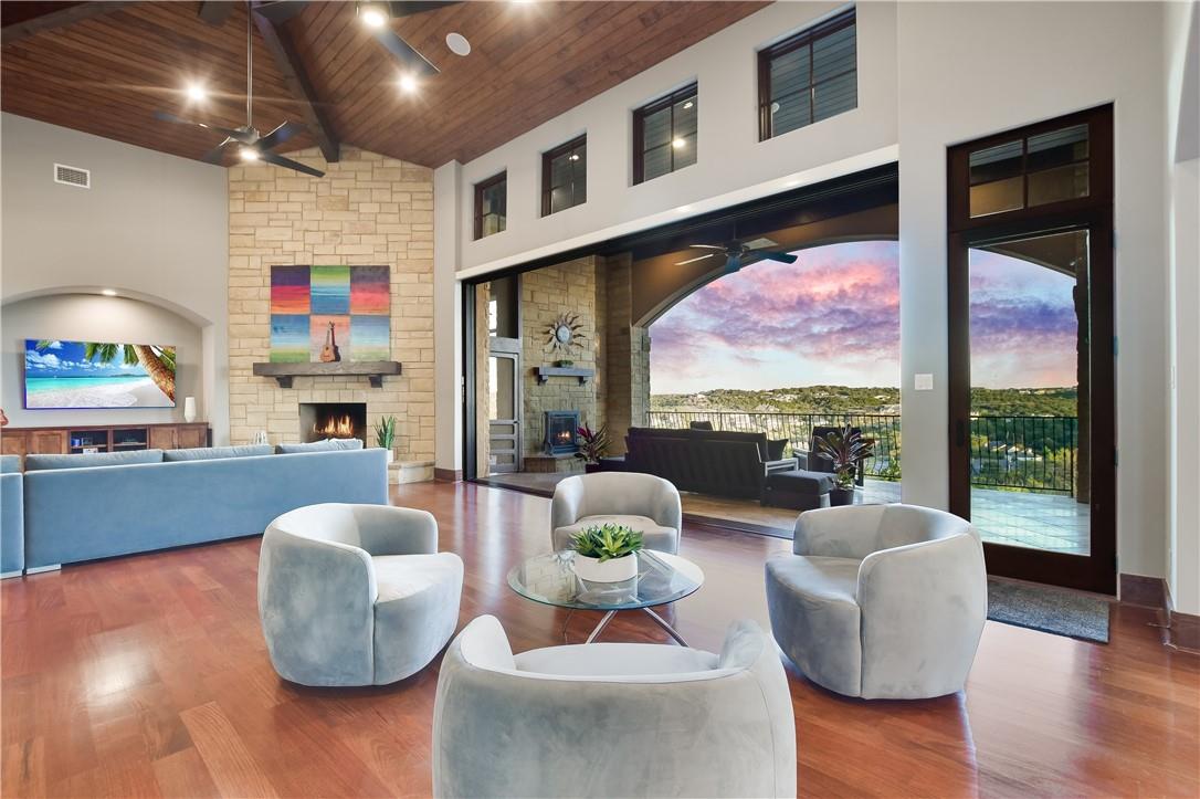 4212 Serene Hills Dr, Austin, TX 78738