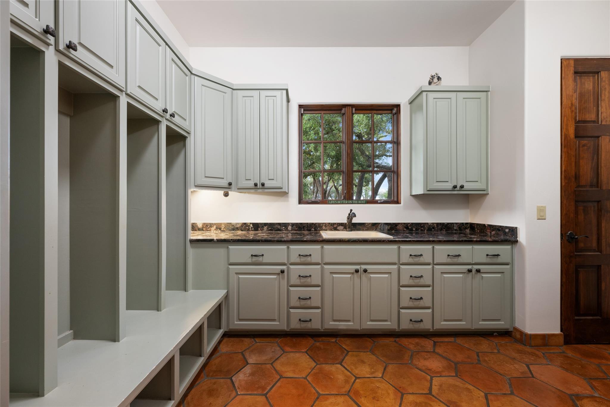 18033 Glenville Cv, Austin, TX 78738