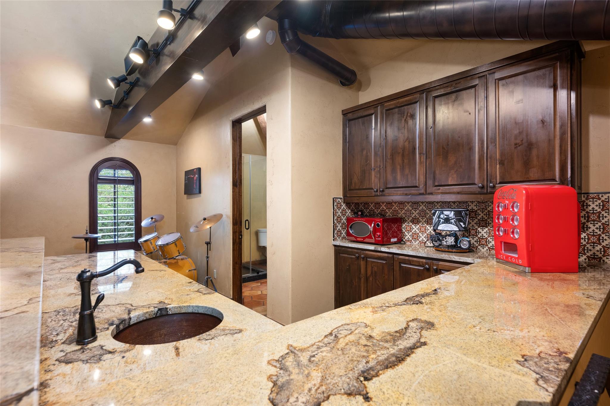 18033 Glenville Cv, Austin, TX 78738