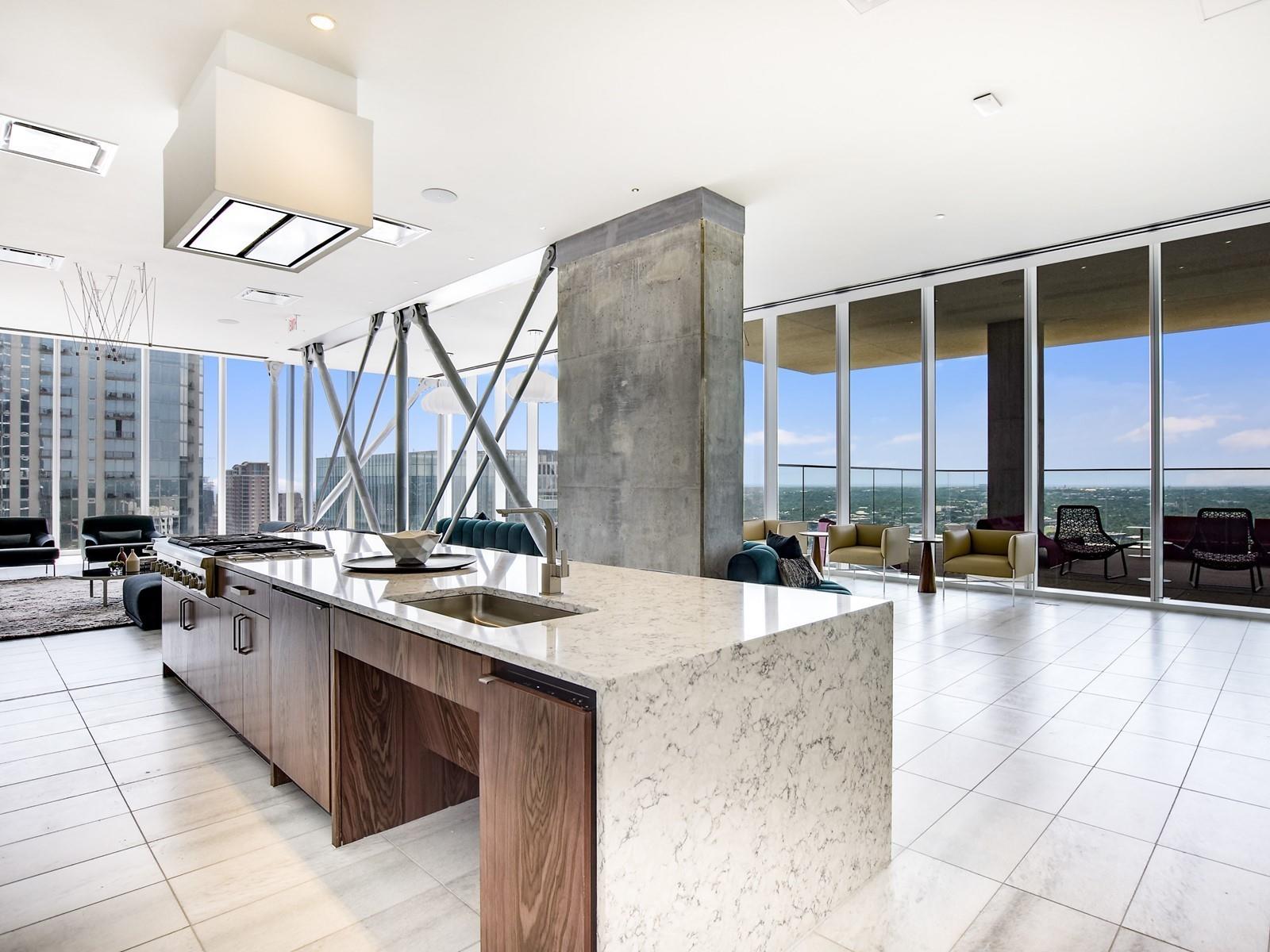 301 West Ave # 2009, Austin, TX 78701