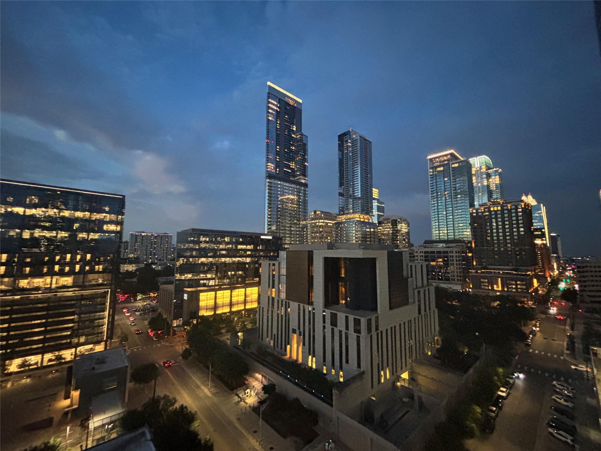 360 Nueces St # 1318, Austin, TX 78701