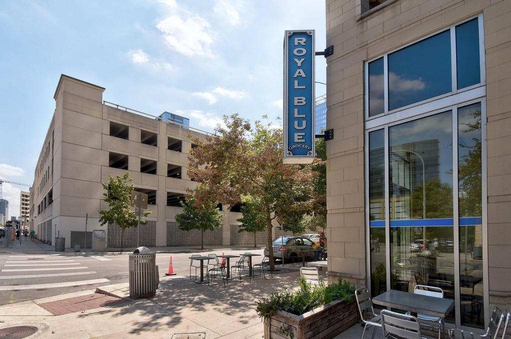 360 Nueces St # 1318, Austin, TX 78701