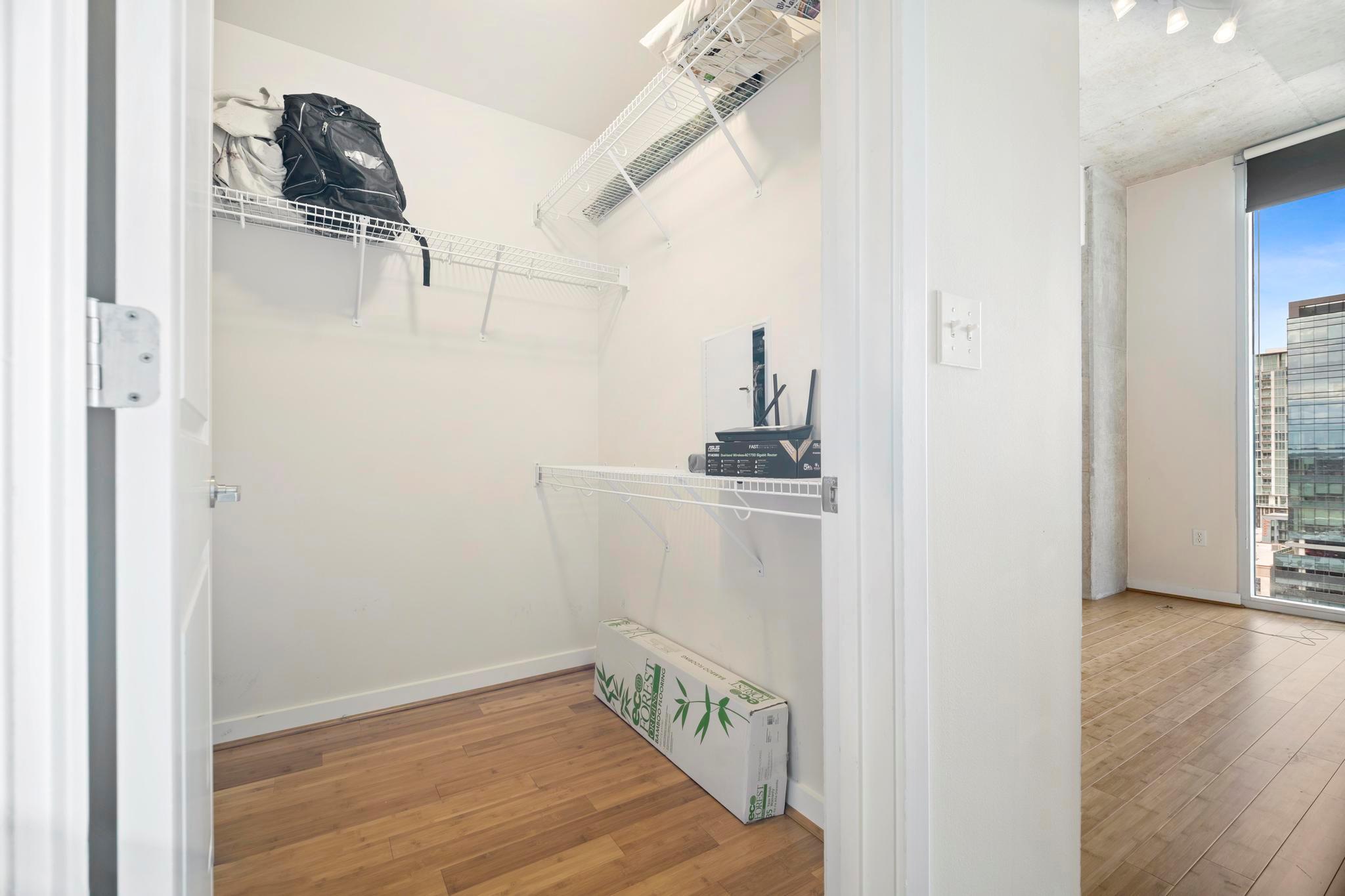 360 Nueces St # 1318, Austin, TX 78701