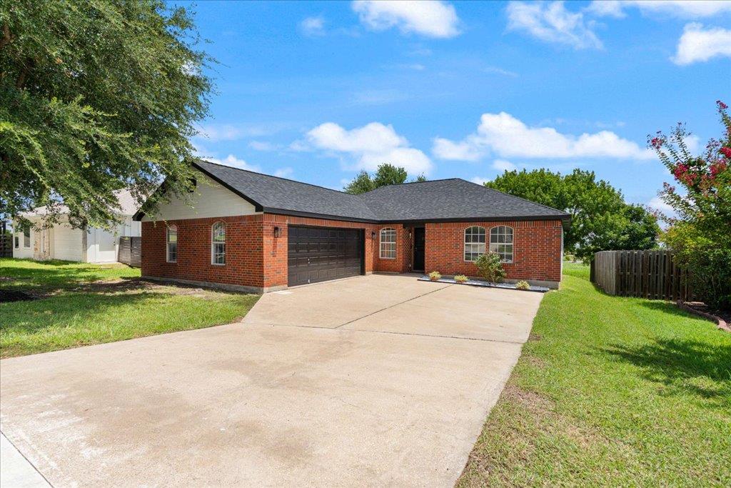 772 Clearview Cir, San Marcos, TX 78666