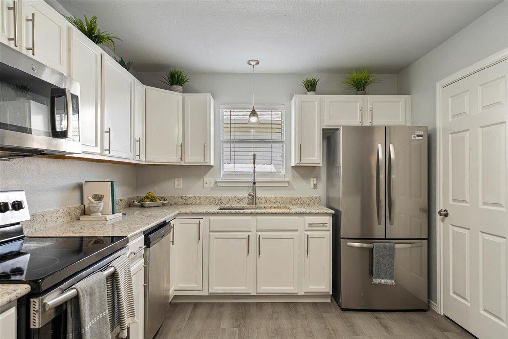772 Clearview Cir, San Marcos, TX 78666