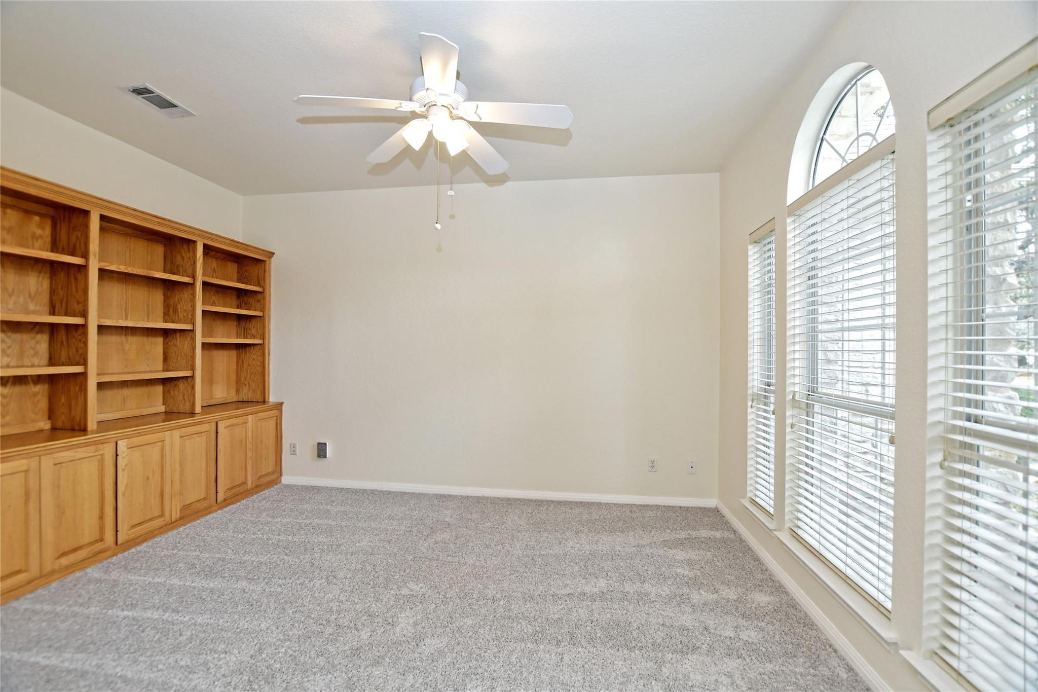 309 Champions Dr, Georgetown, TX 78628