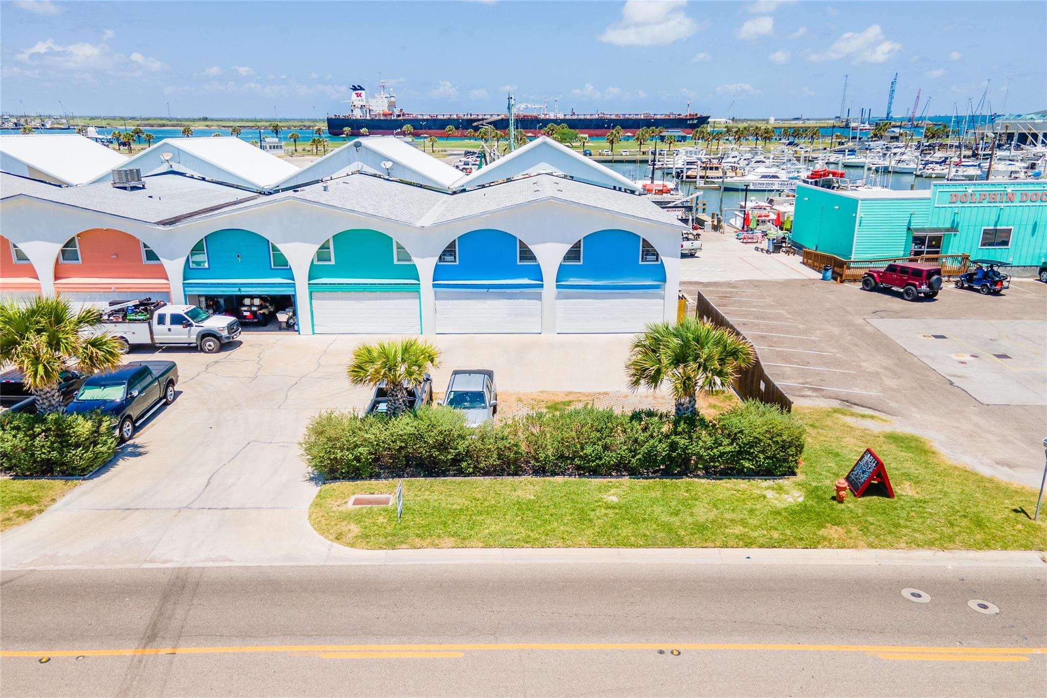 318 W Cotter Ave # 1 & 2, Port Aransas, TX 78373