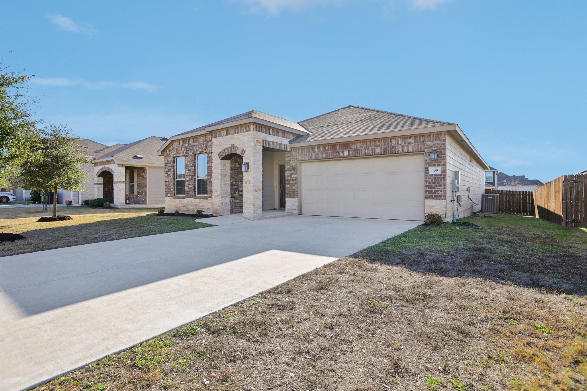 109 Limonite Ln, Liberty Hill, TX 78642