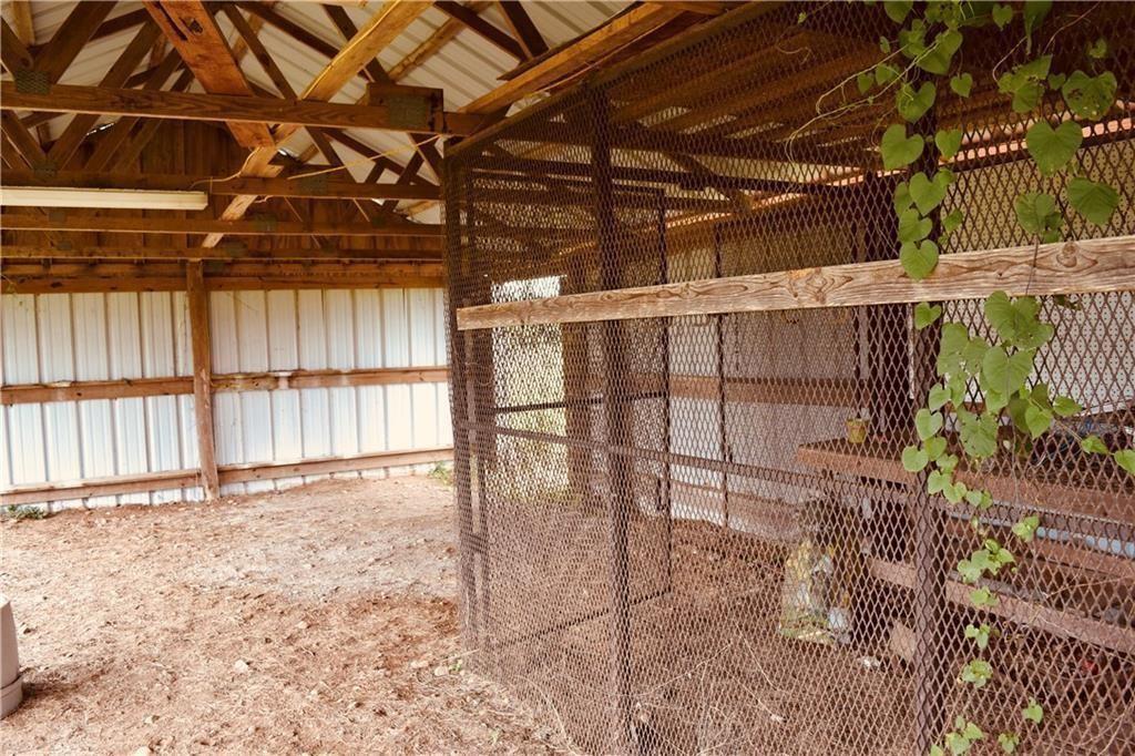 1409 Antioch Rd, Paige, TX 78659