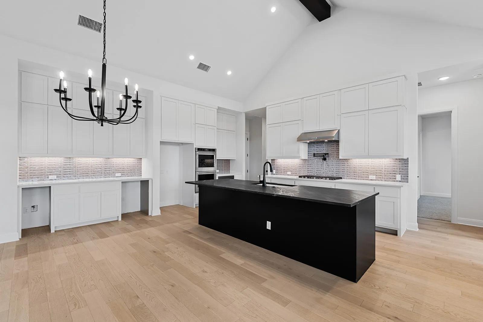 121 Houston Loop, Liberty Hill, TX 78642