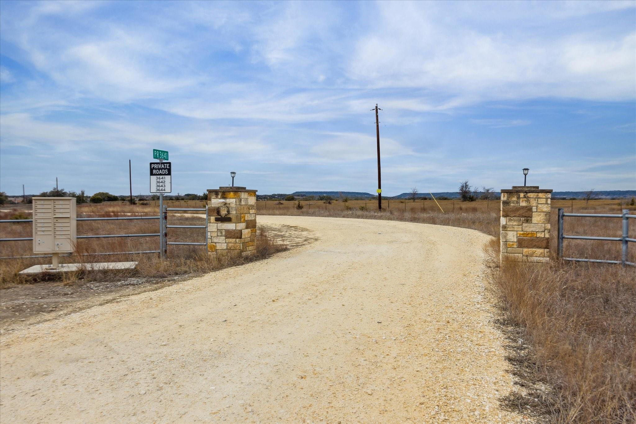 15571 Private Road 3644, Kempner, TX 76539