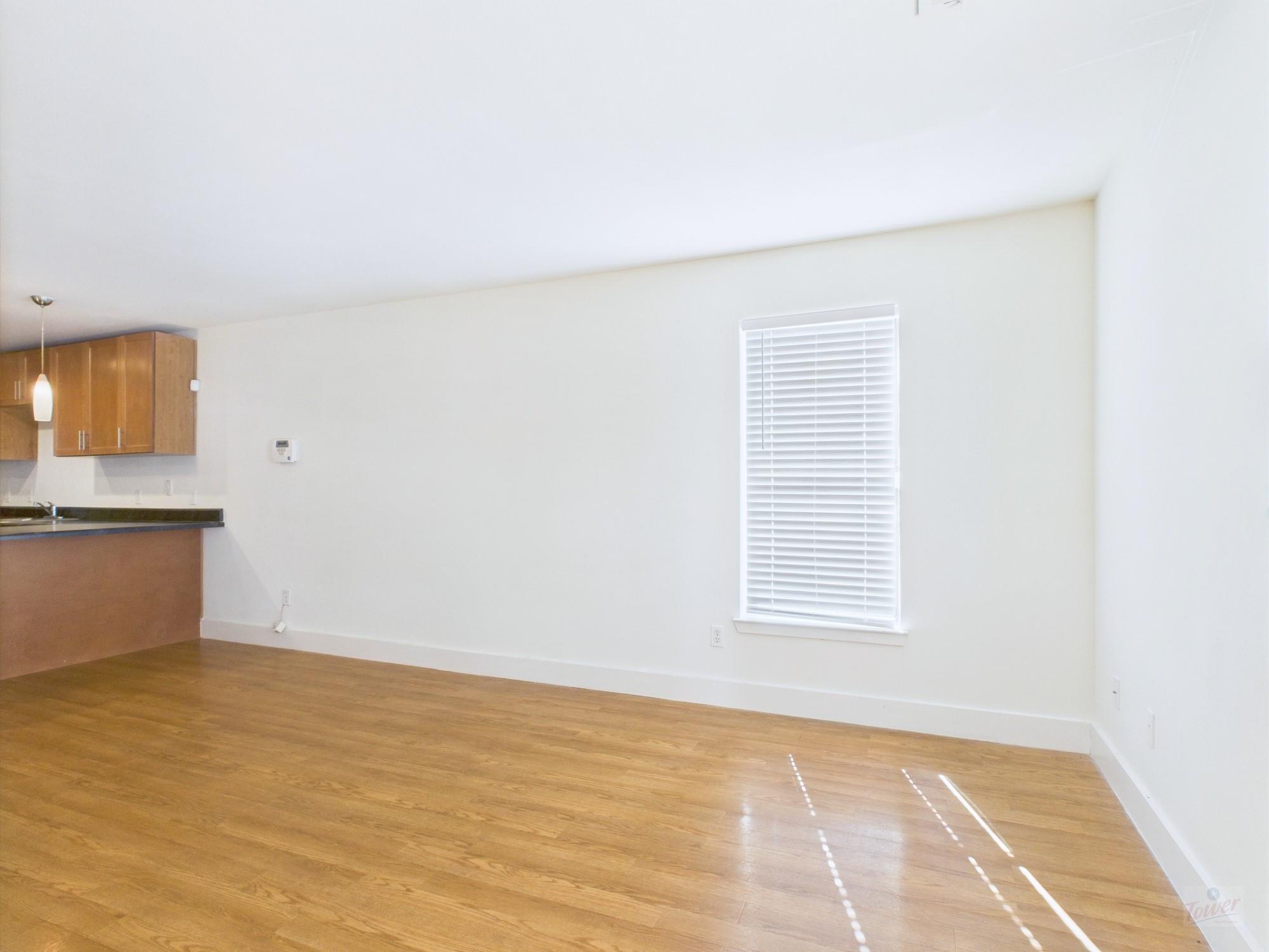 711 W 32nd St # 151, Austin, TX 78705