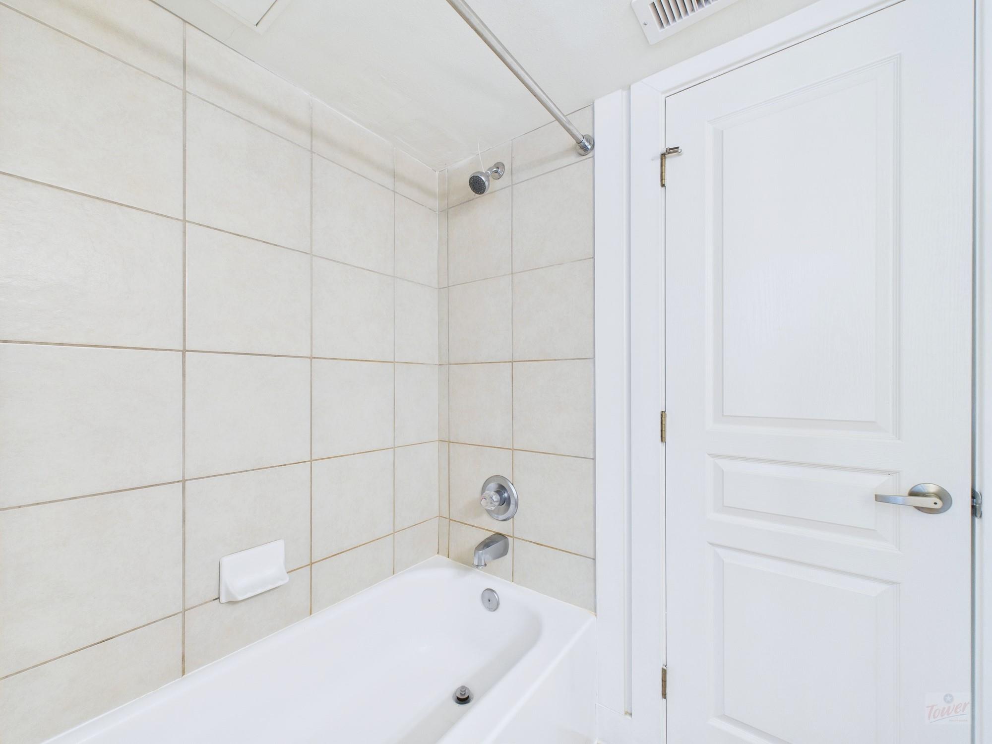 711 W 32nd St # 151, Austin, TX 78705