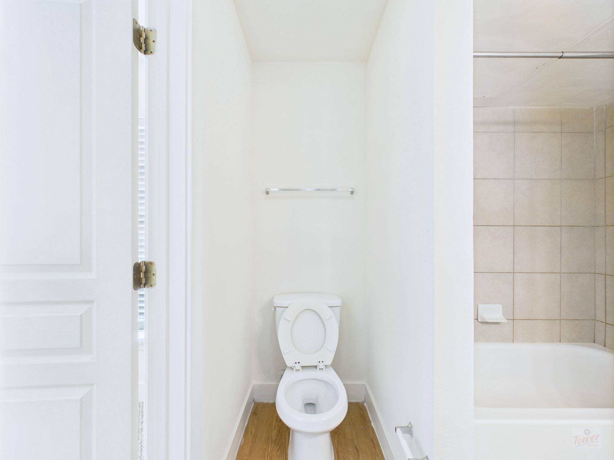 711 W 32nd St # 151, Austin, TX 78705