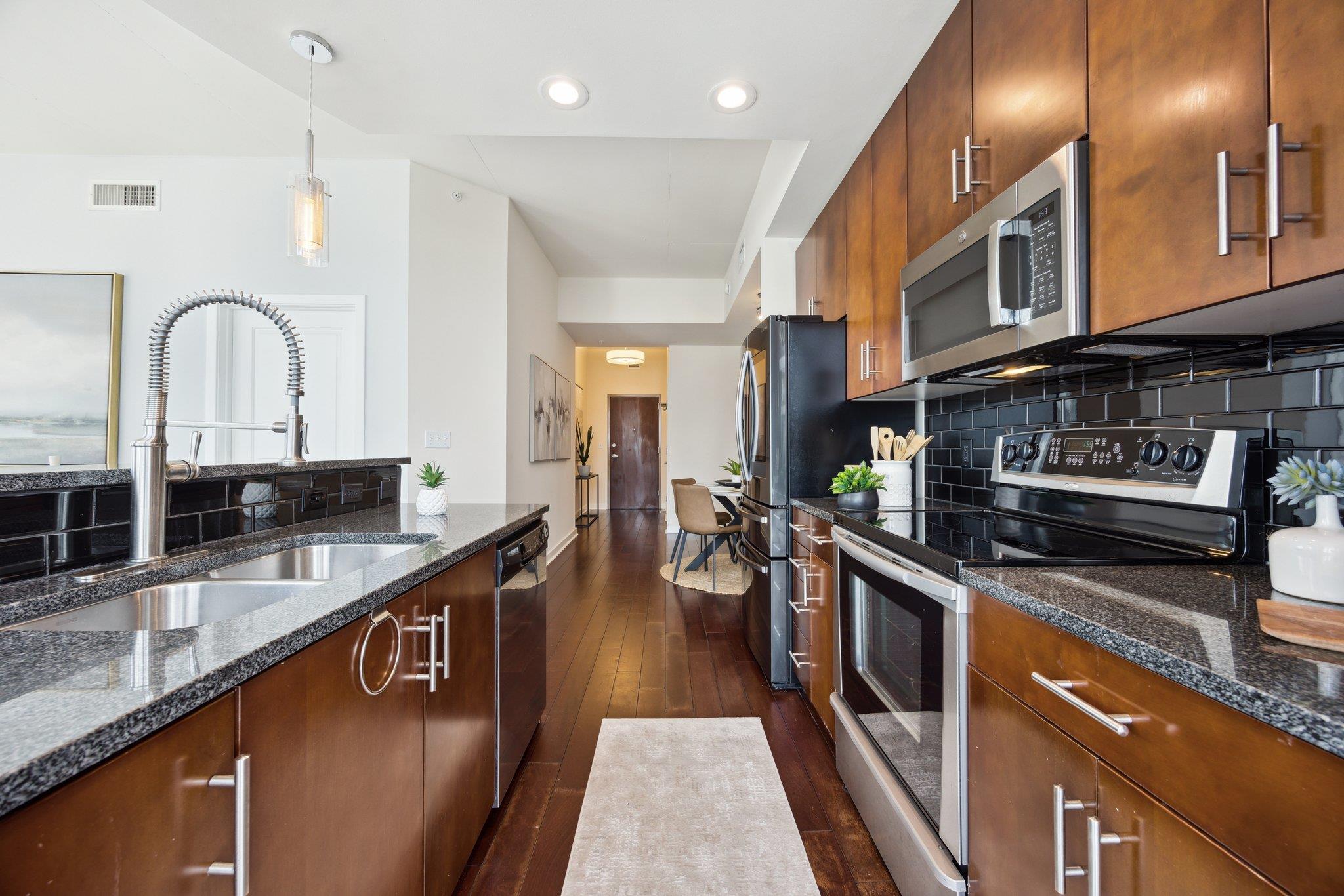 360 Nueces St # 1116, Austin, TX 78701