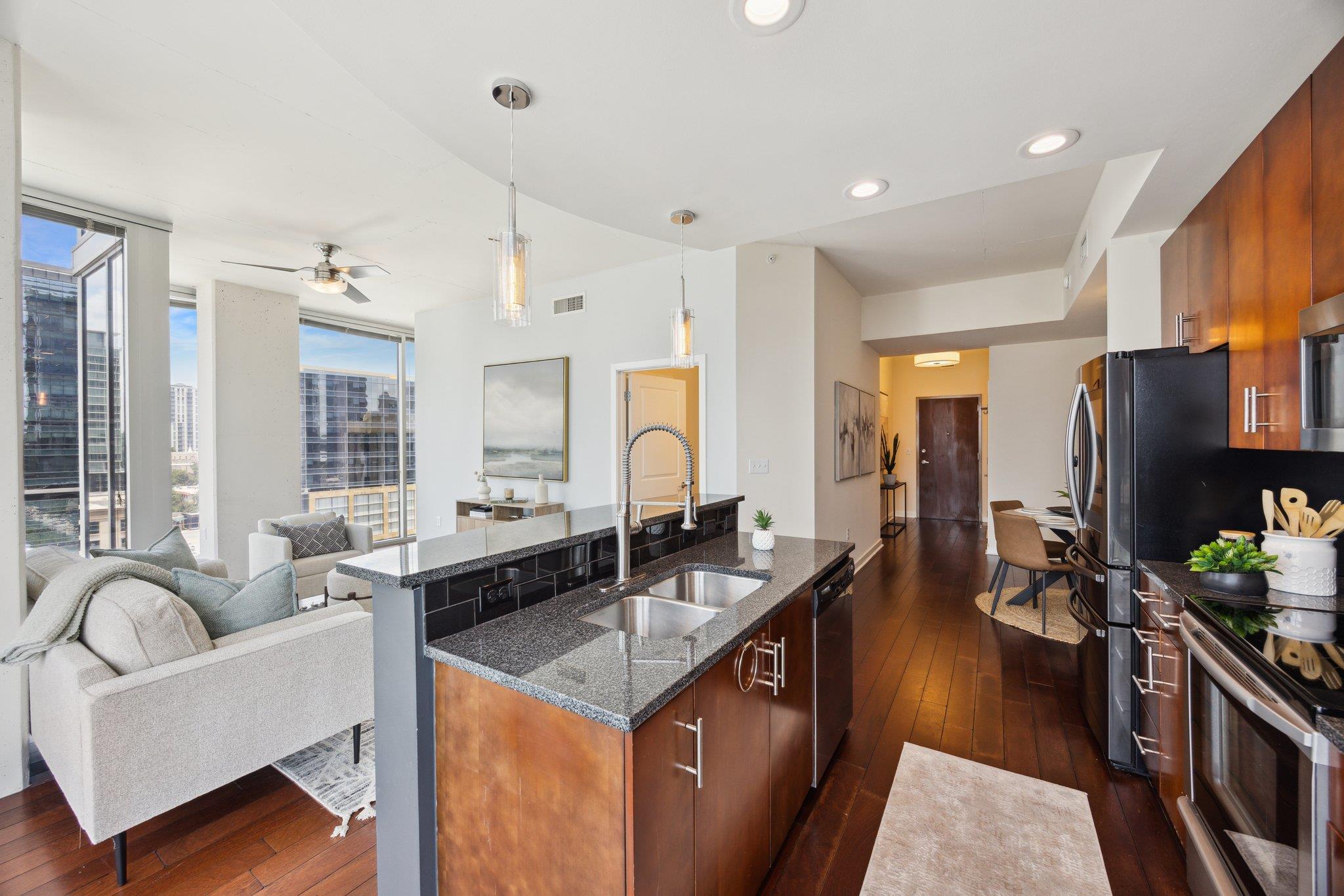 360 Nueces St # 1116, Austin, TX 78701