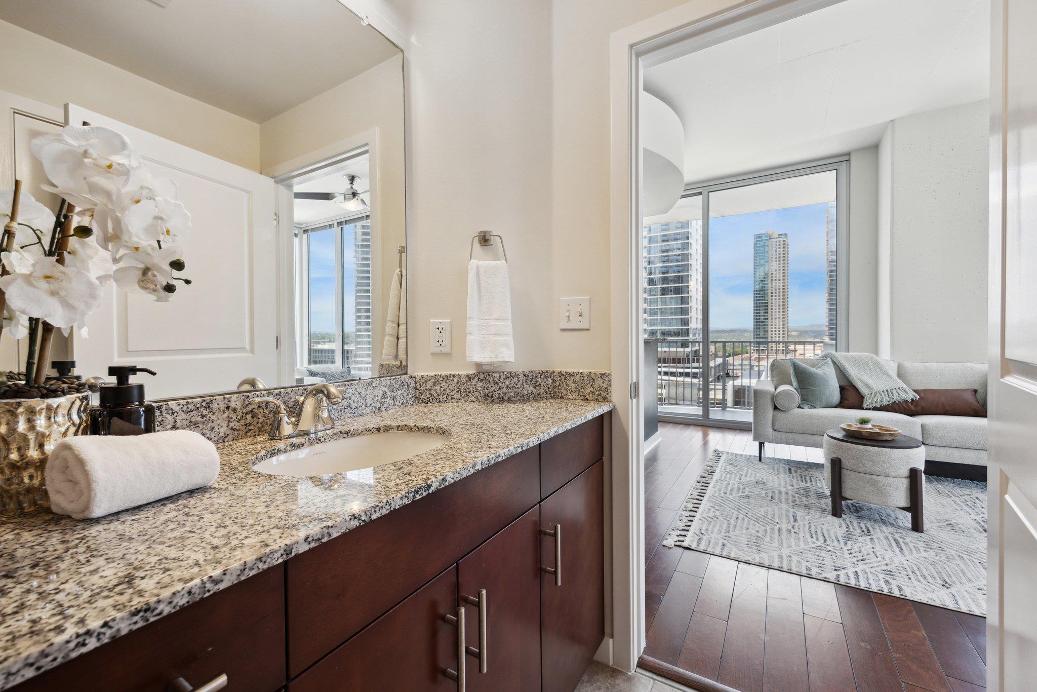 360 Nueces St # 1116, Austin, TX 78701