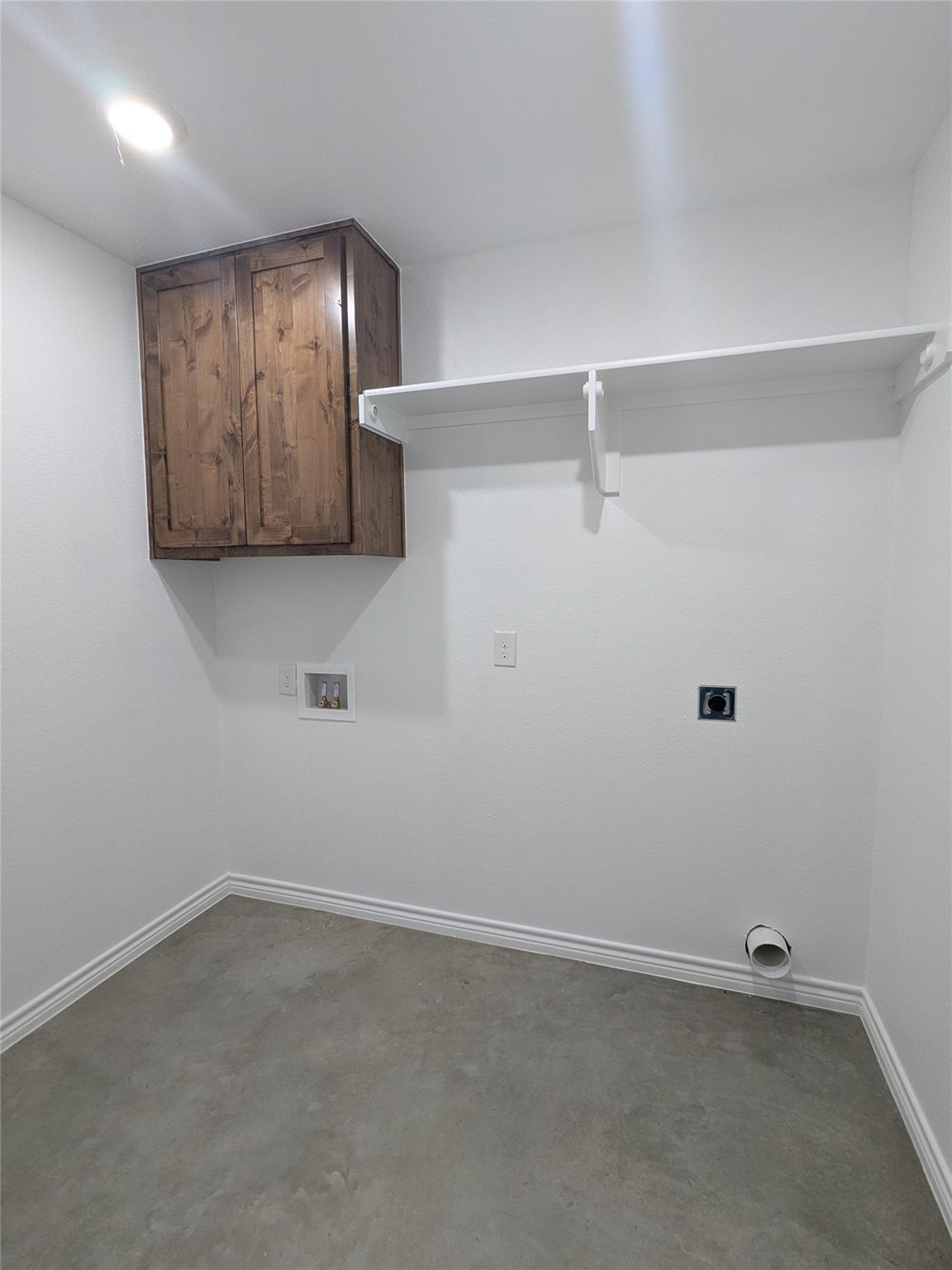 1023 Fieldstone Dr, Lampasas, TX 76550