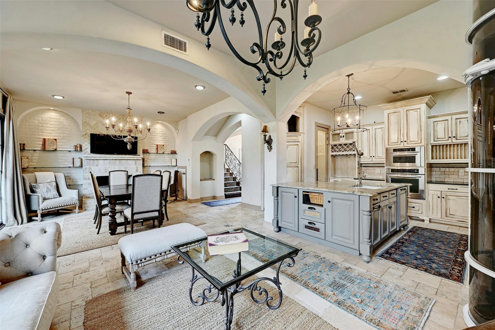 2433 Westlake Dr, Austin, TX 78746