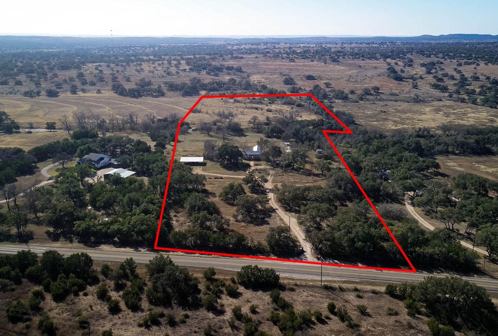 1037 Ranch Road 962 W, Round Mountain, TX 78663