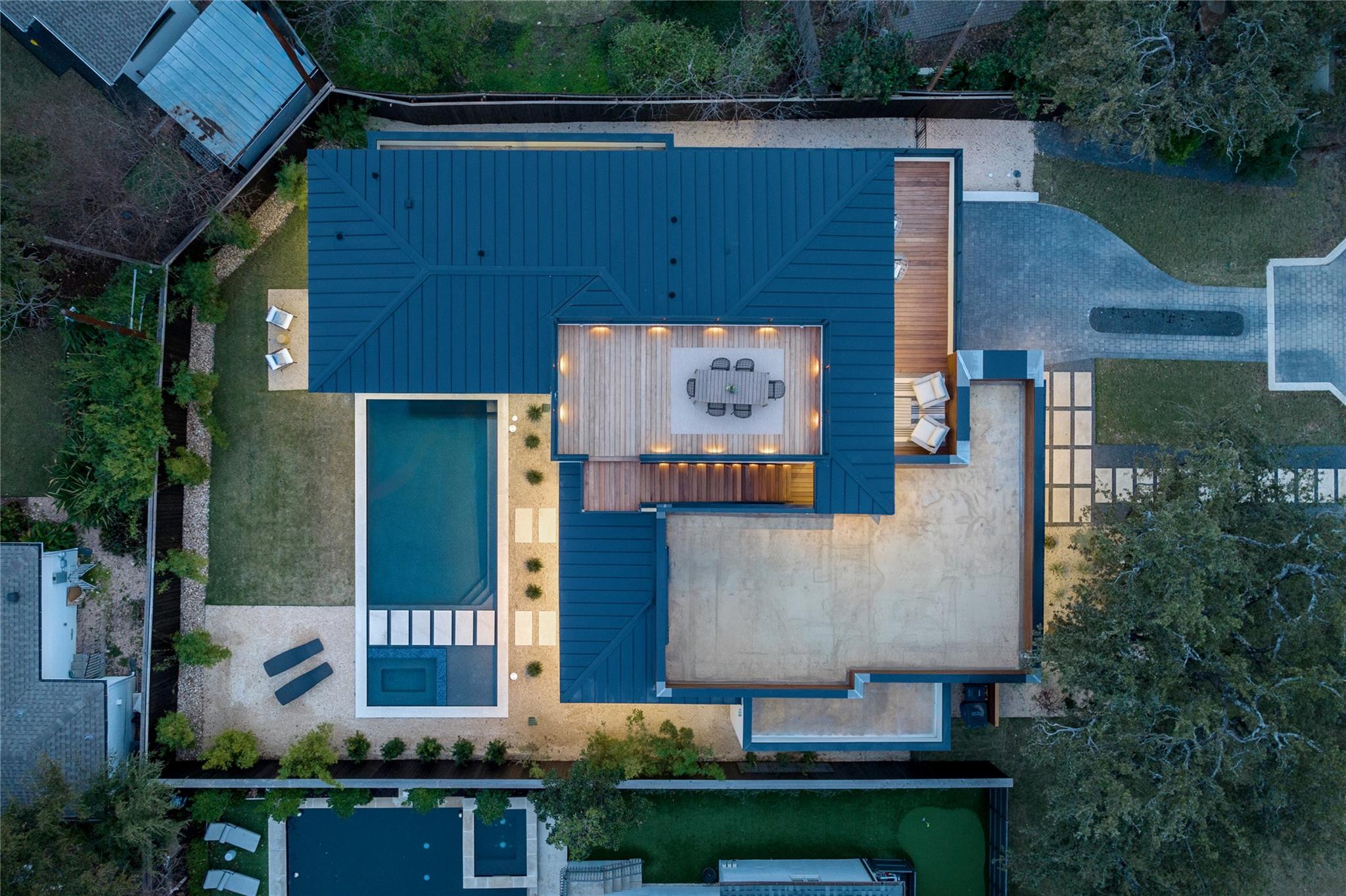 2102 Bowman Ave, Austin, TX 78703