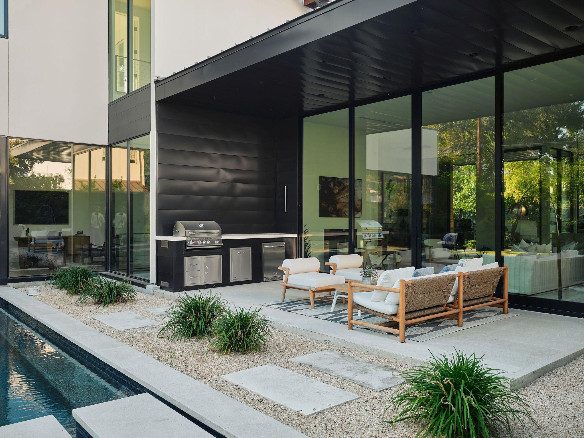 2102 Bowman Ave, Austin, TX 78703