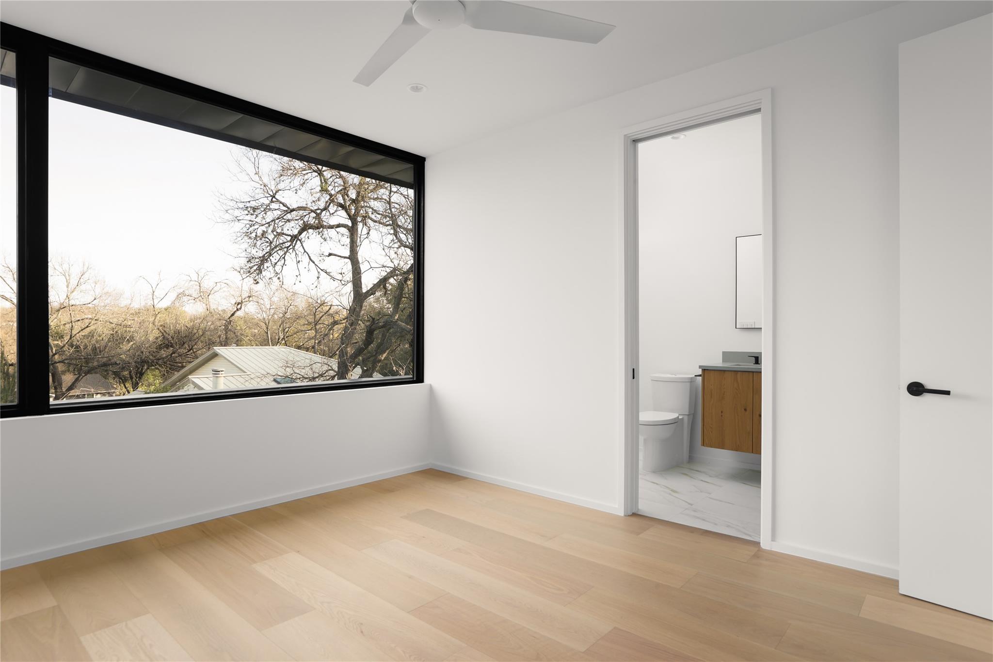 2102 Bowman Ave, Austin, TX 78703