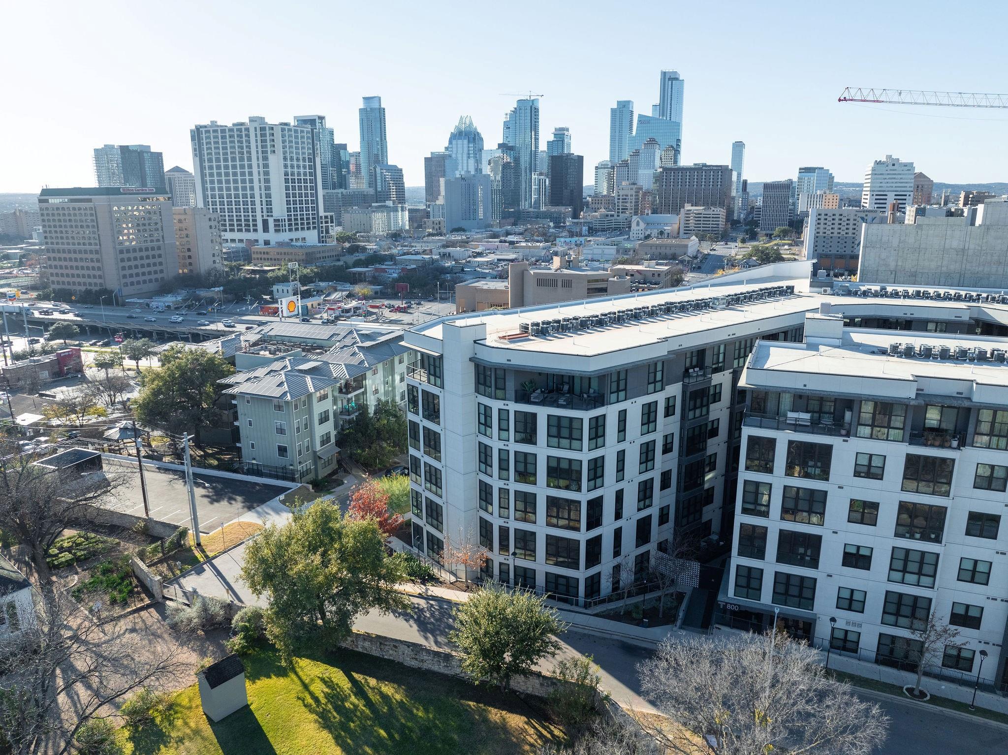 800 Embassy Dr # 236, Austin, TX 78702