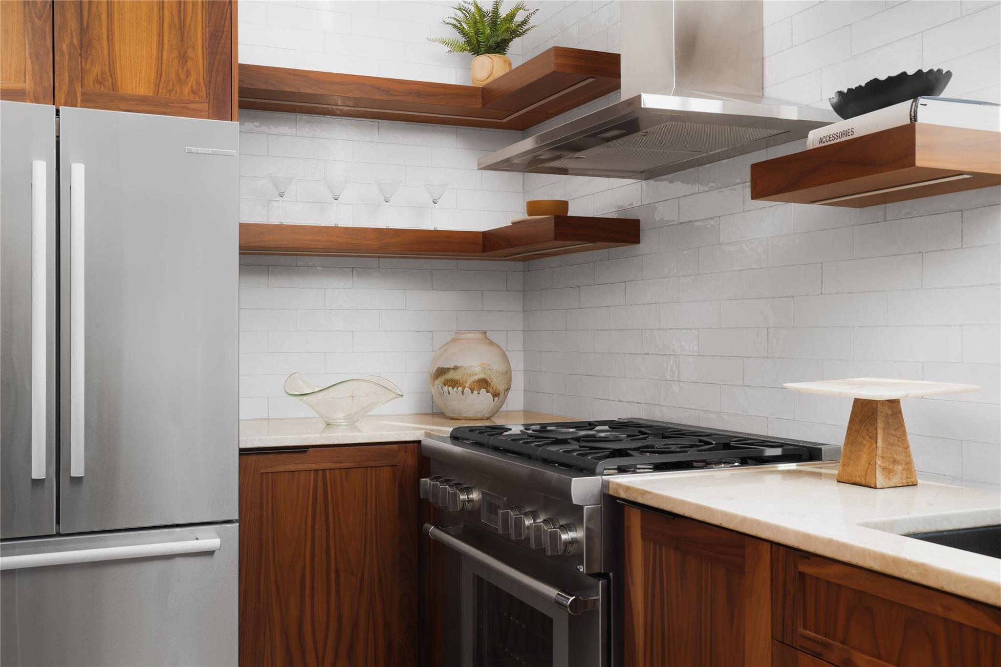 4405 Hennig Dr, Austin, TX 78738