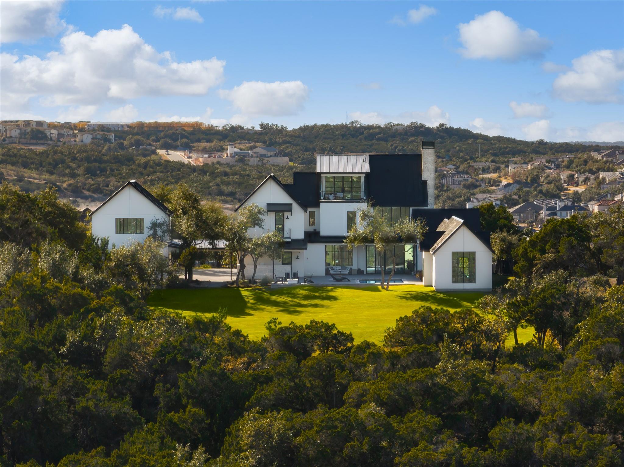 4405 Hennig Dr, Austin, TX 78738