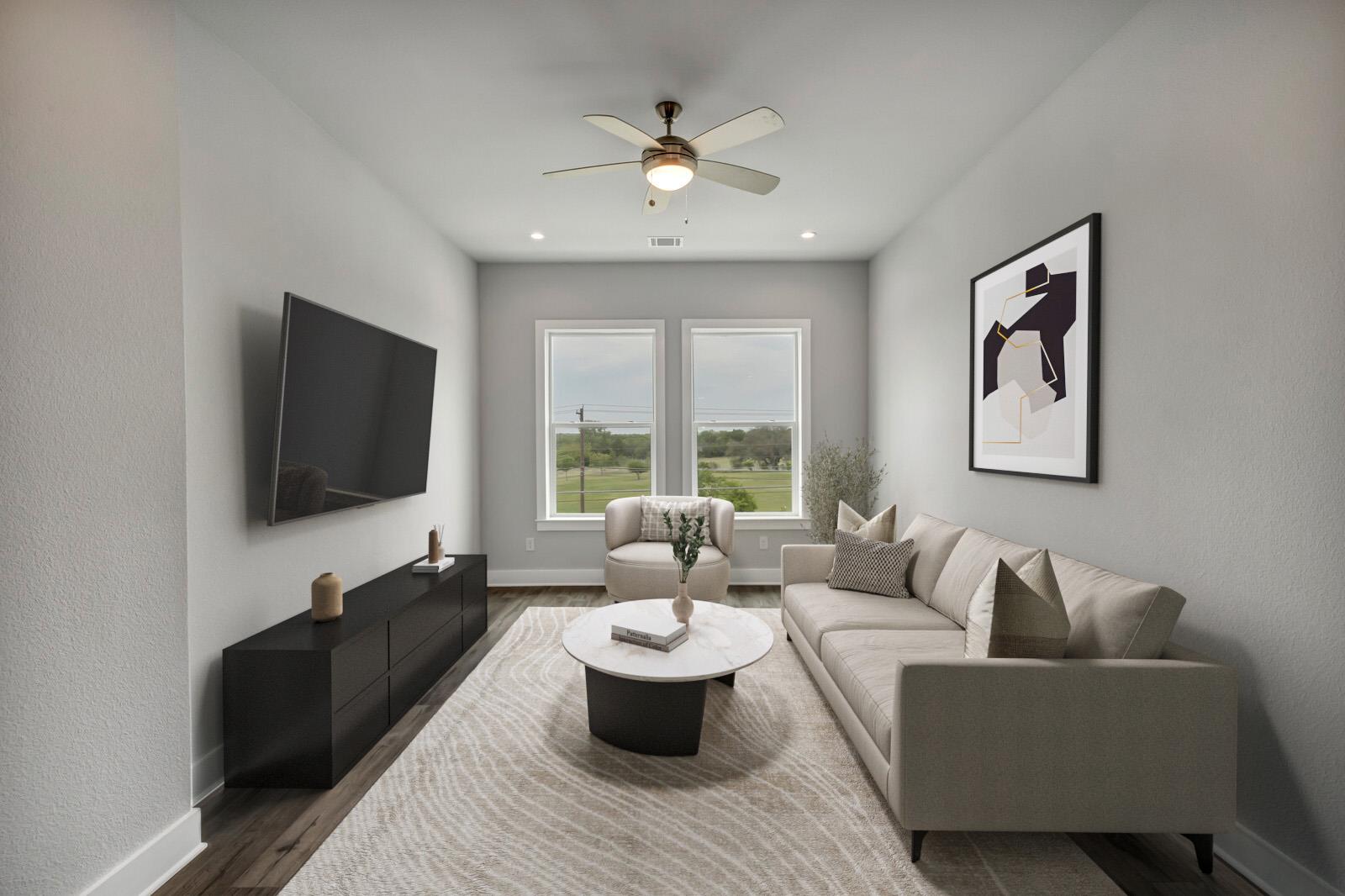 4507 E Martin Luther King Jr Blvd # 124, Austin, TX 78721