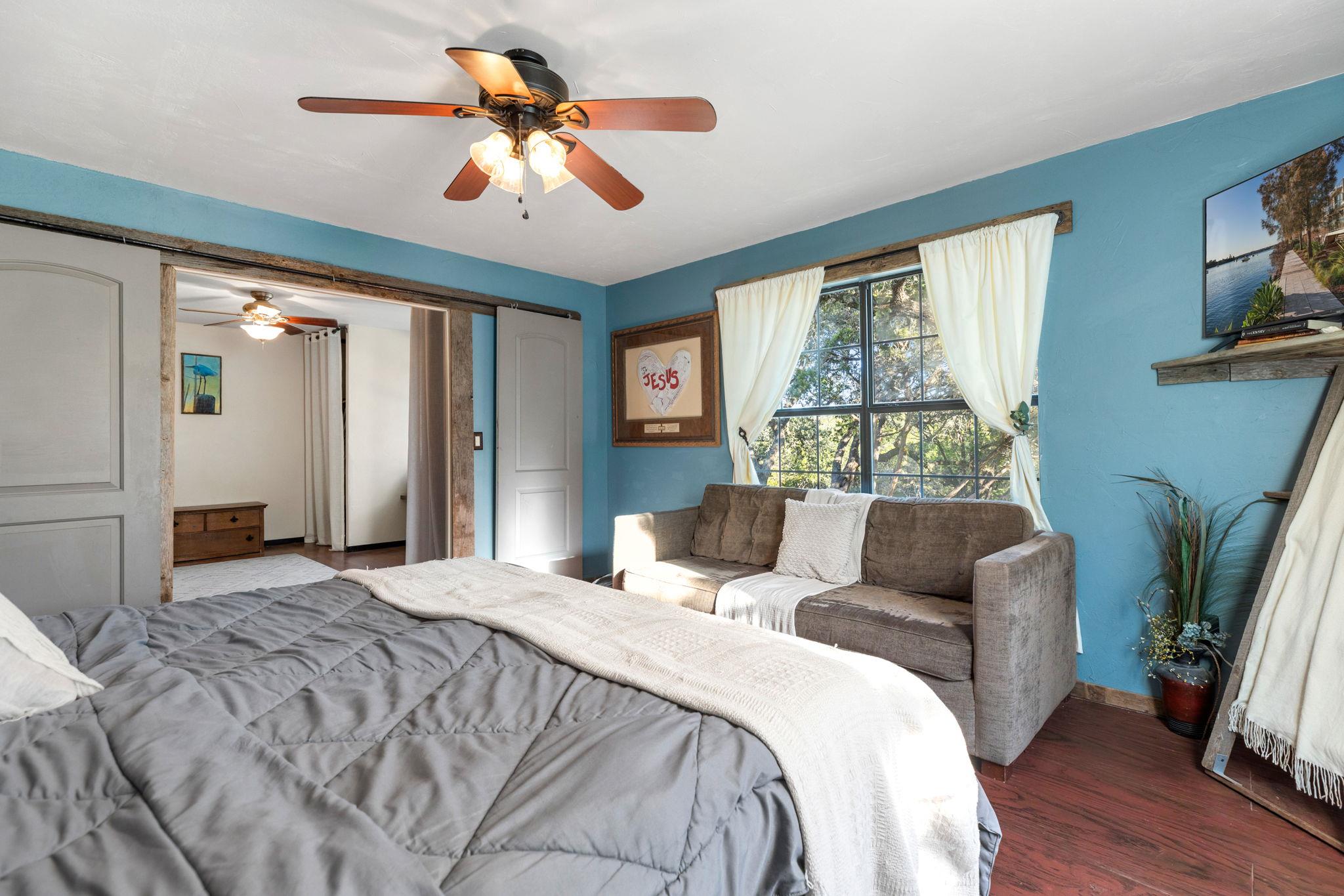 1600 Alpine Trl, San Marcos, TX 78666