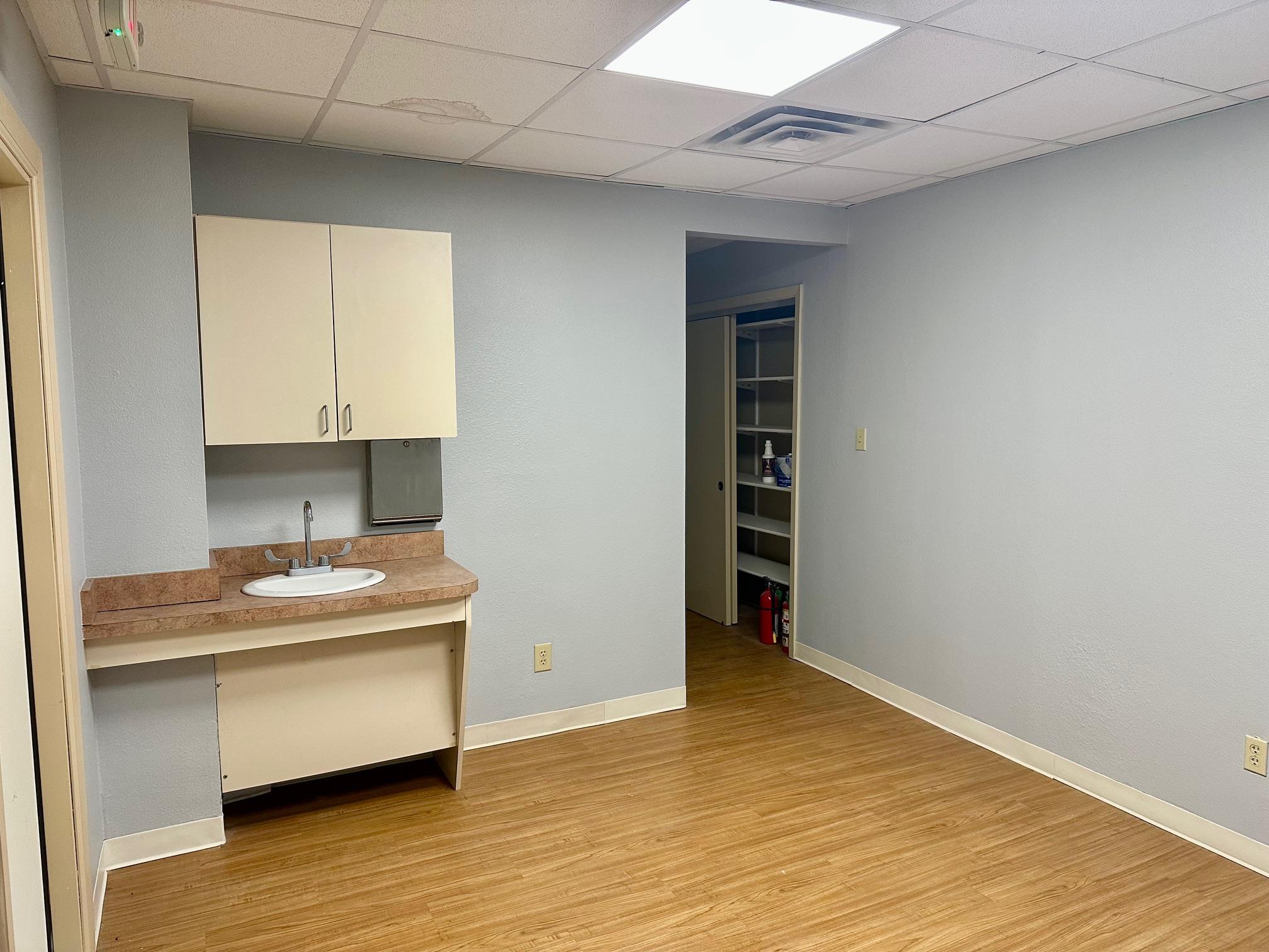 2001 Medical Pkwy # C, San Marcos, TX 78666