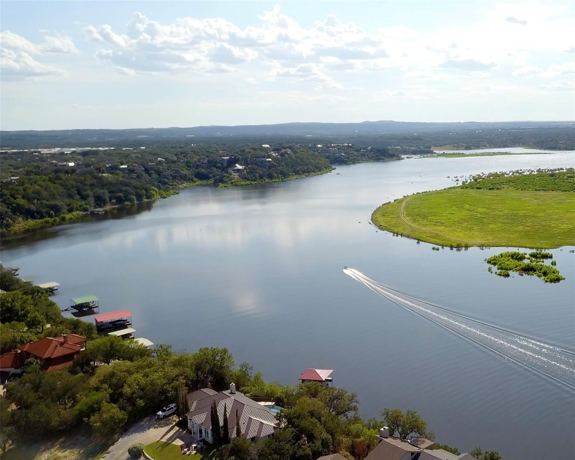 91 Cove Creek Dr, Spicewood, TX 78669