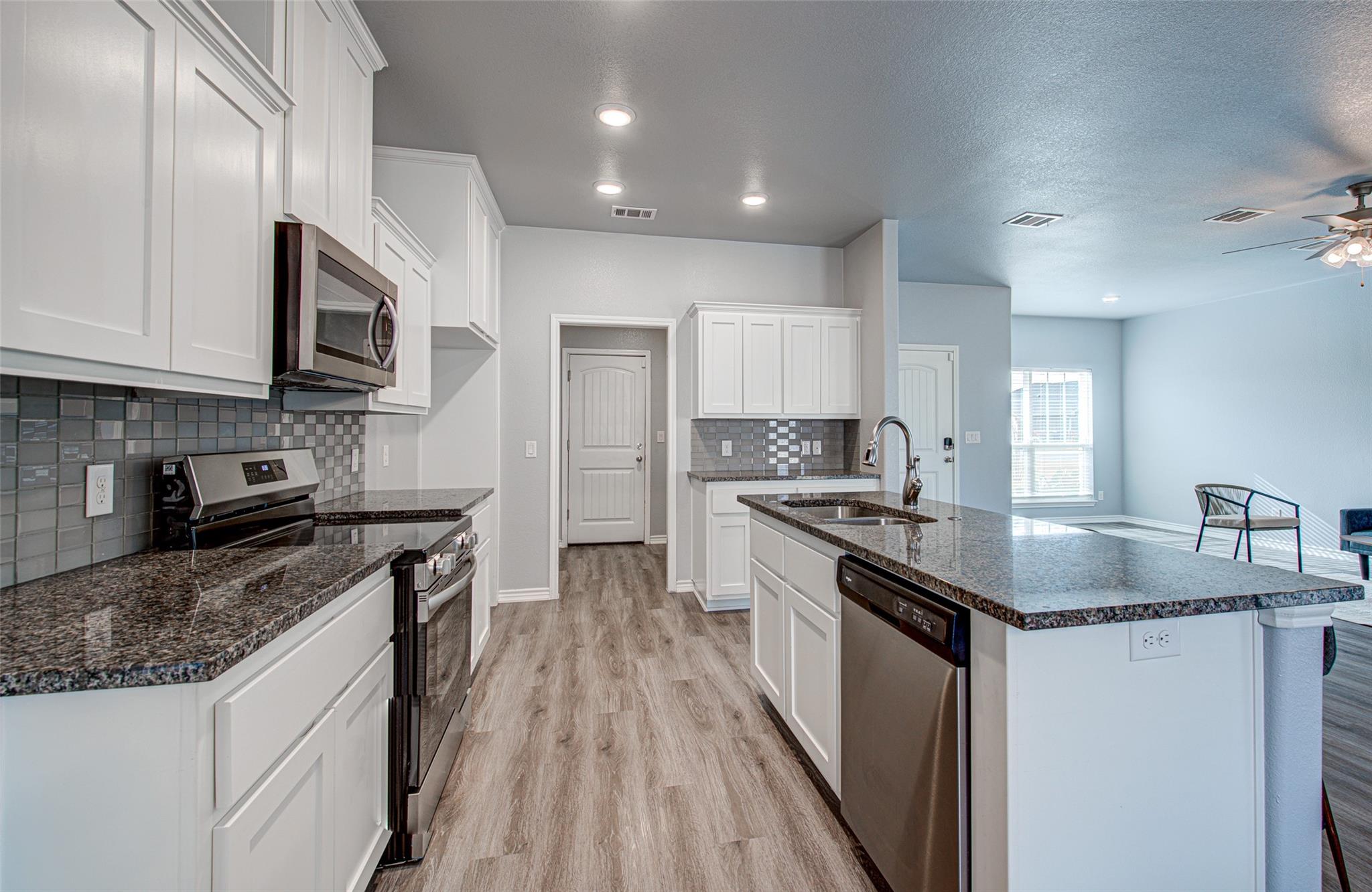 108 Elmer Ave, Burnet, TX 78611