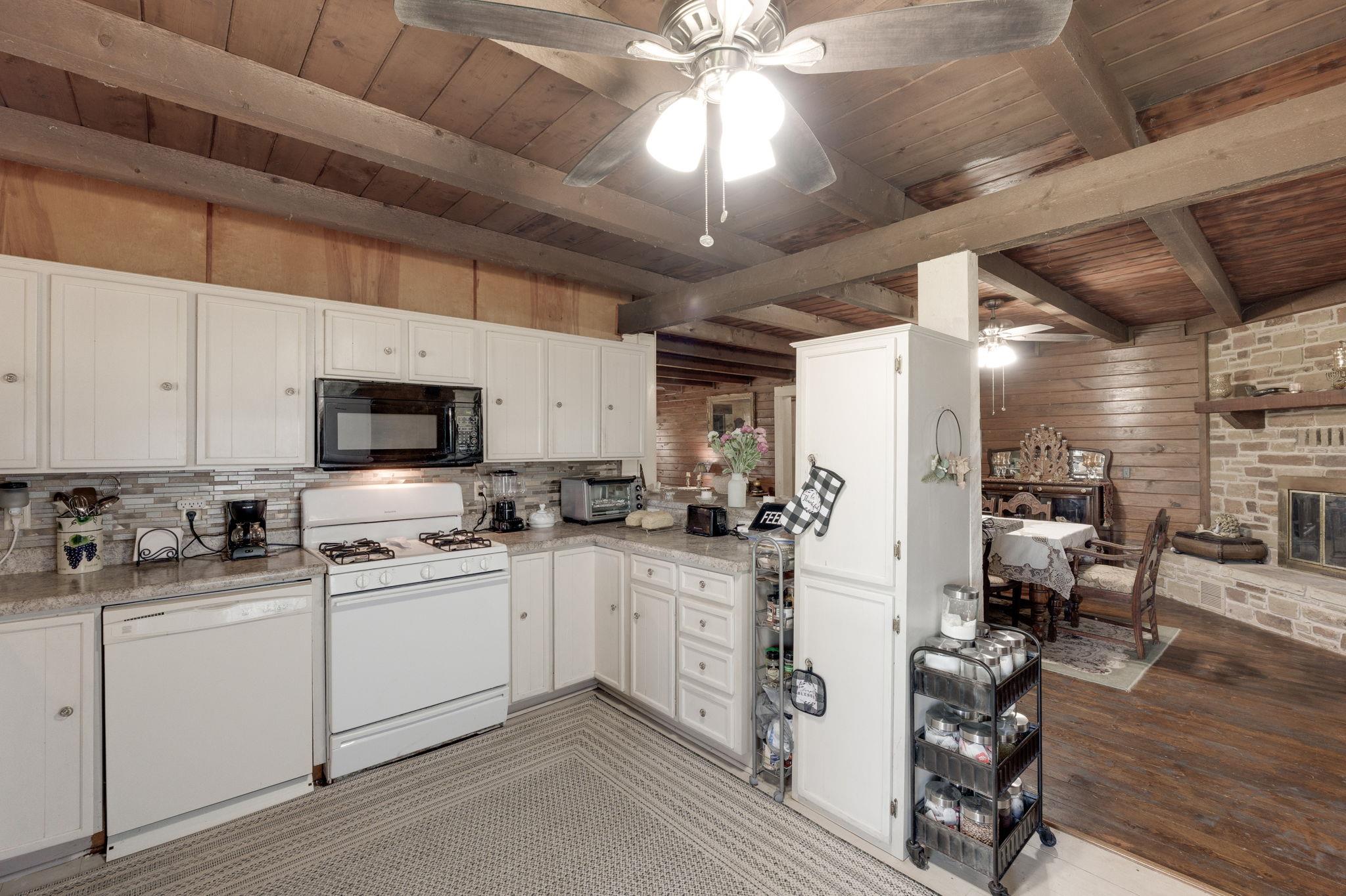 4723 CR 117, San Saba, TX 76877