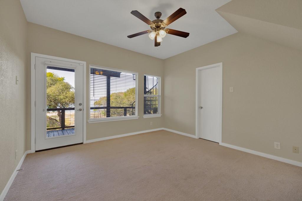 925 & 913 Glenn Dr, Canyon Lake, TX 78133