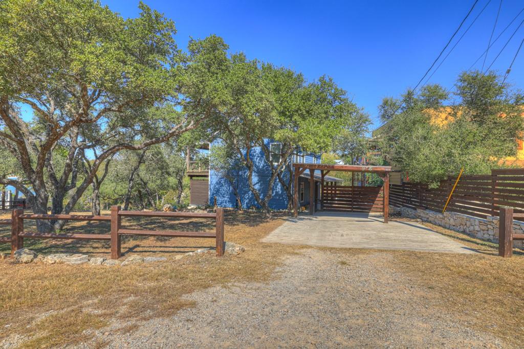 925 & 913 Glenn Dr, Canyon Lake, TX 78133