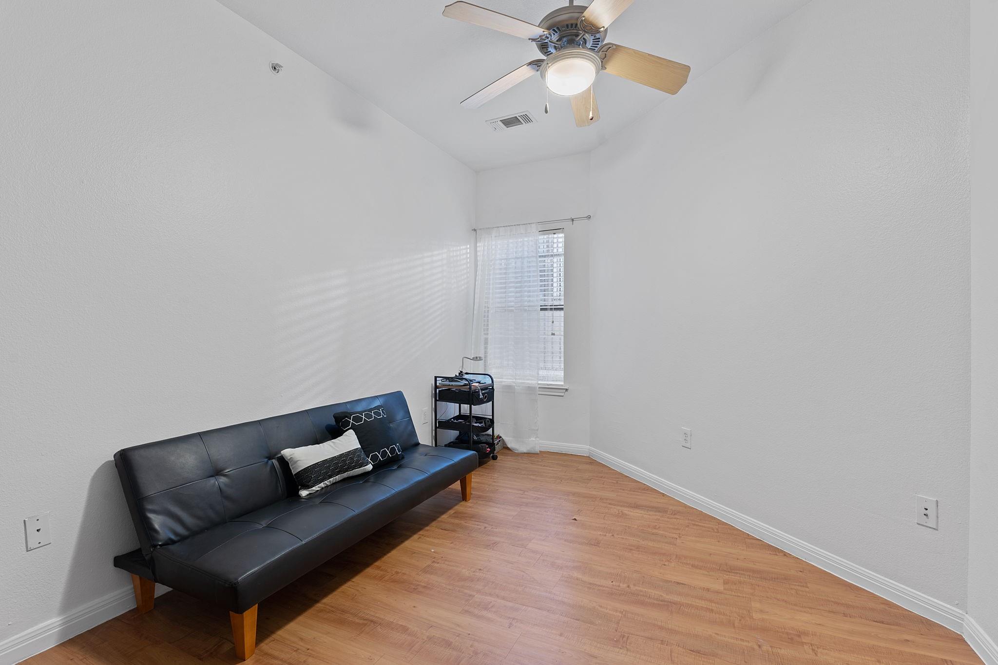 2502 Leon St # 211, Austin, TX 78705