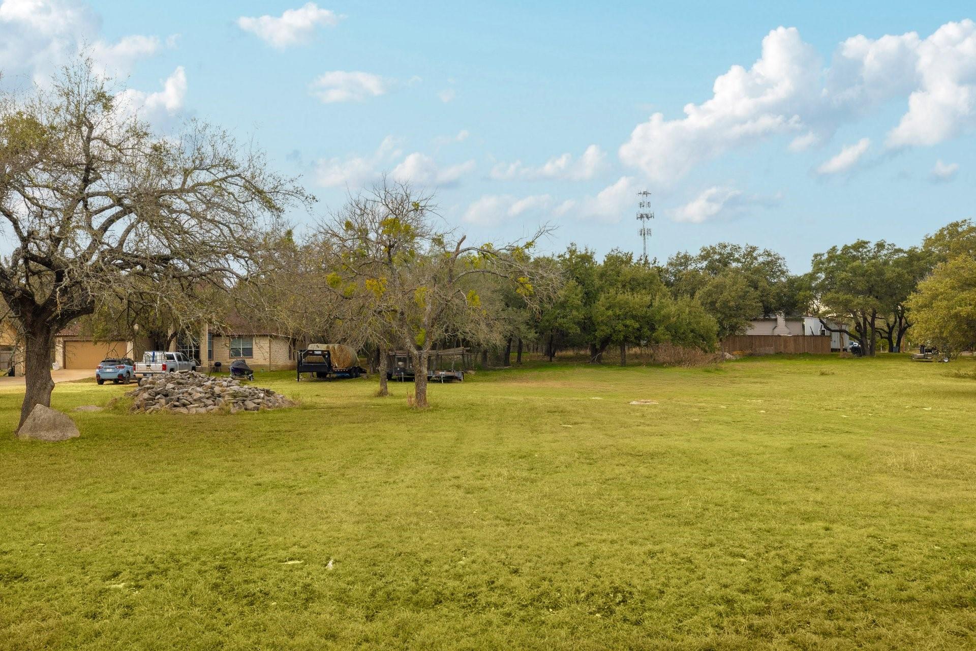 6626 Jim Hogg Dr, Georgetown, TX 78633