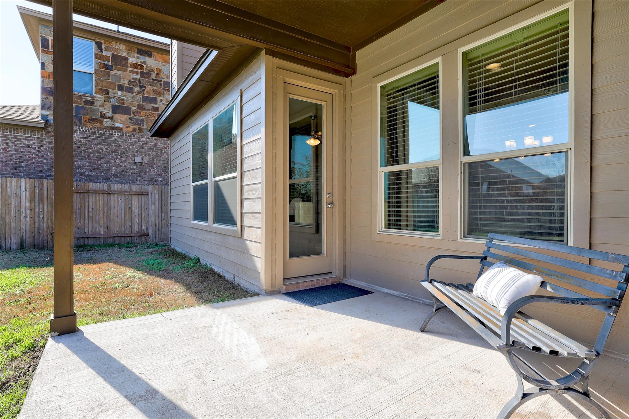 22309 Verbena Pkwy, Spicewood, TX 78669