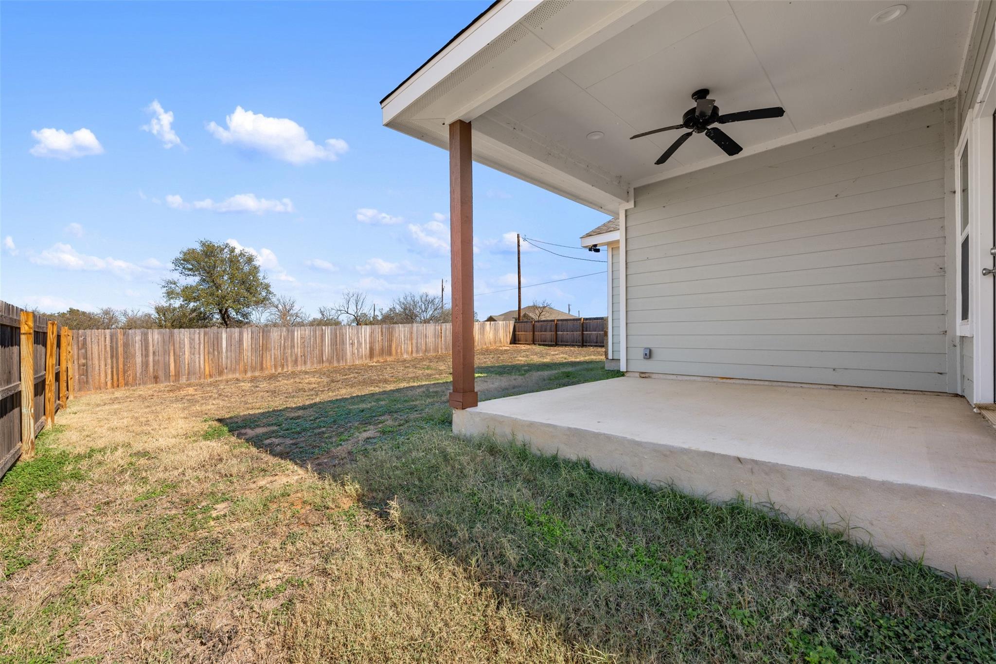 1516 Stonecrest Dr, Granite Shoals, TX 78654