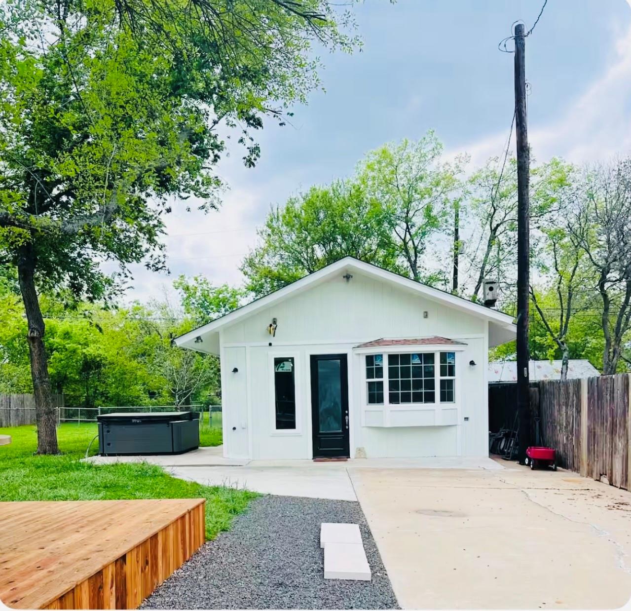 3206 White Post B Rd # B, Cedar Park, TX 78613