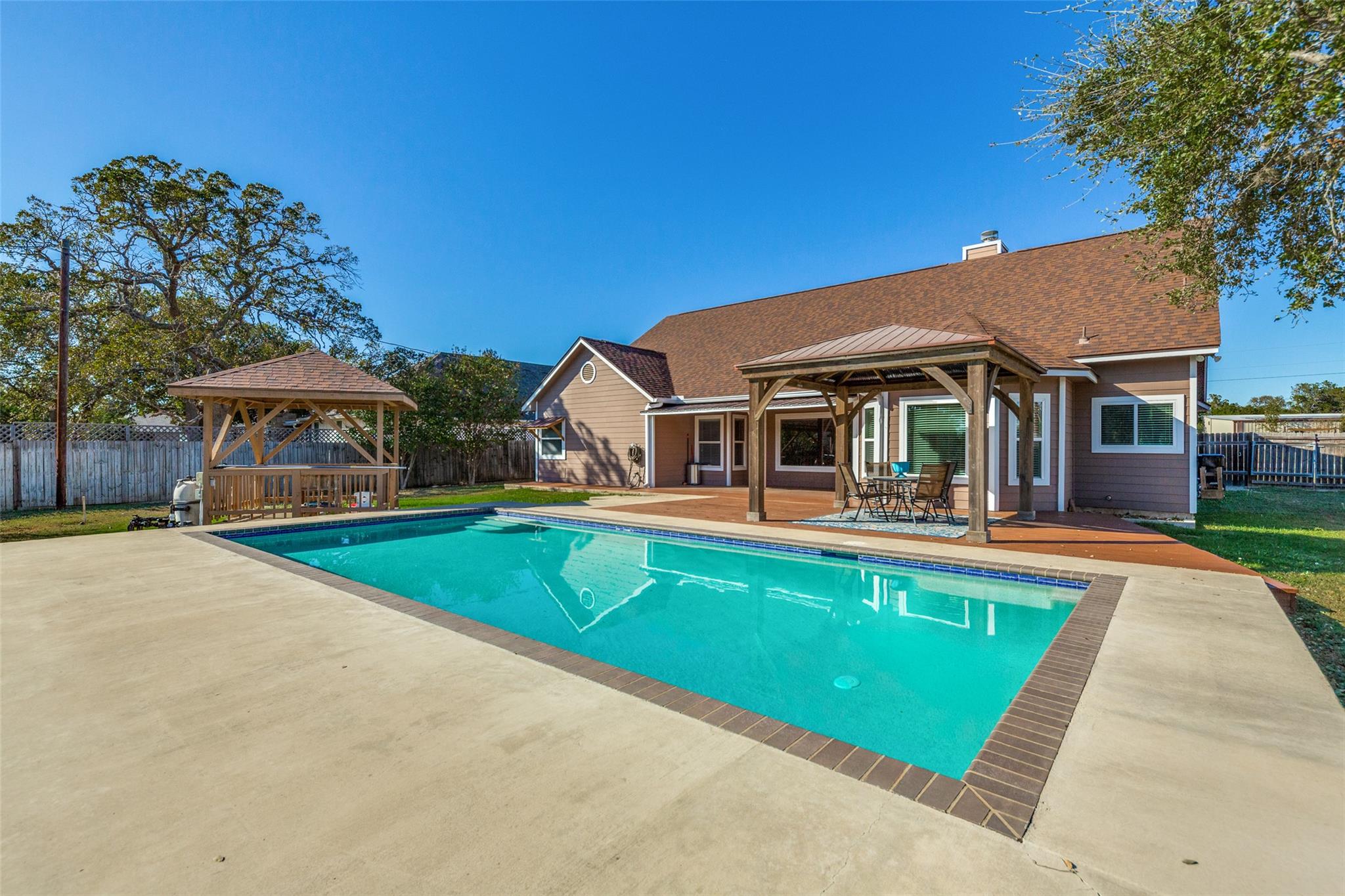 1536 Kings Ranch Rd, Bandera, TX 78003